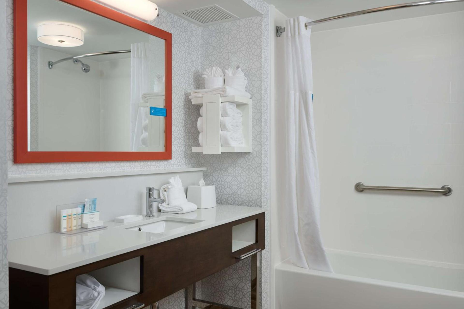 Hampton Inn Wilmington-Medical Park photo 27