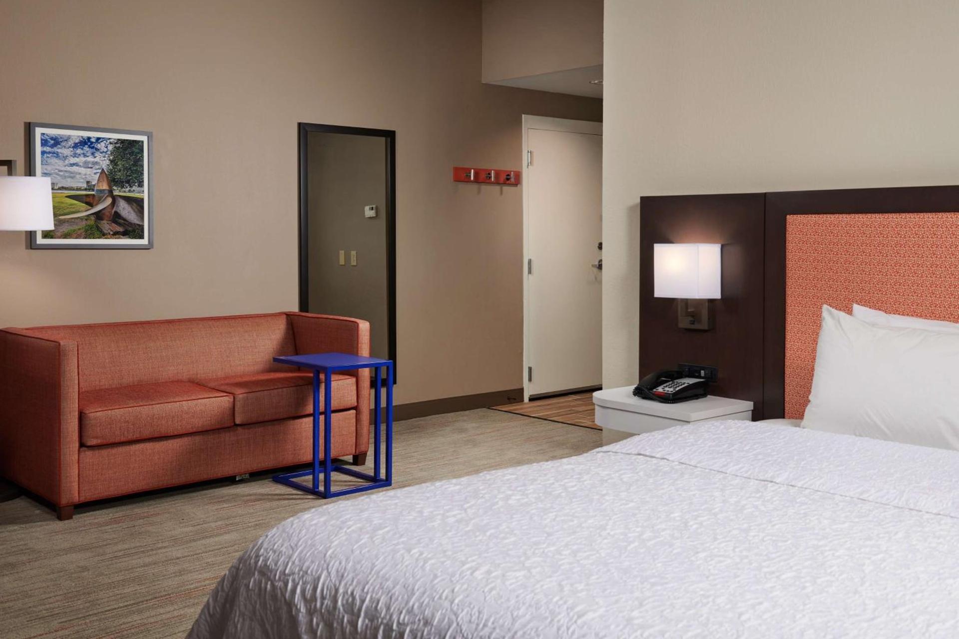 Hampton Inn Wilmington-Medical Park photo 2