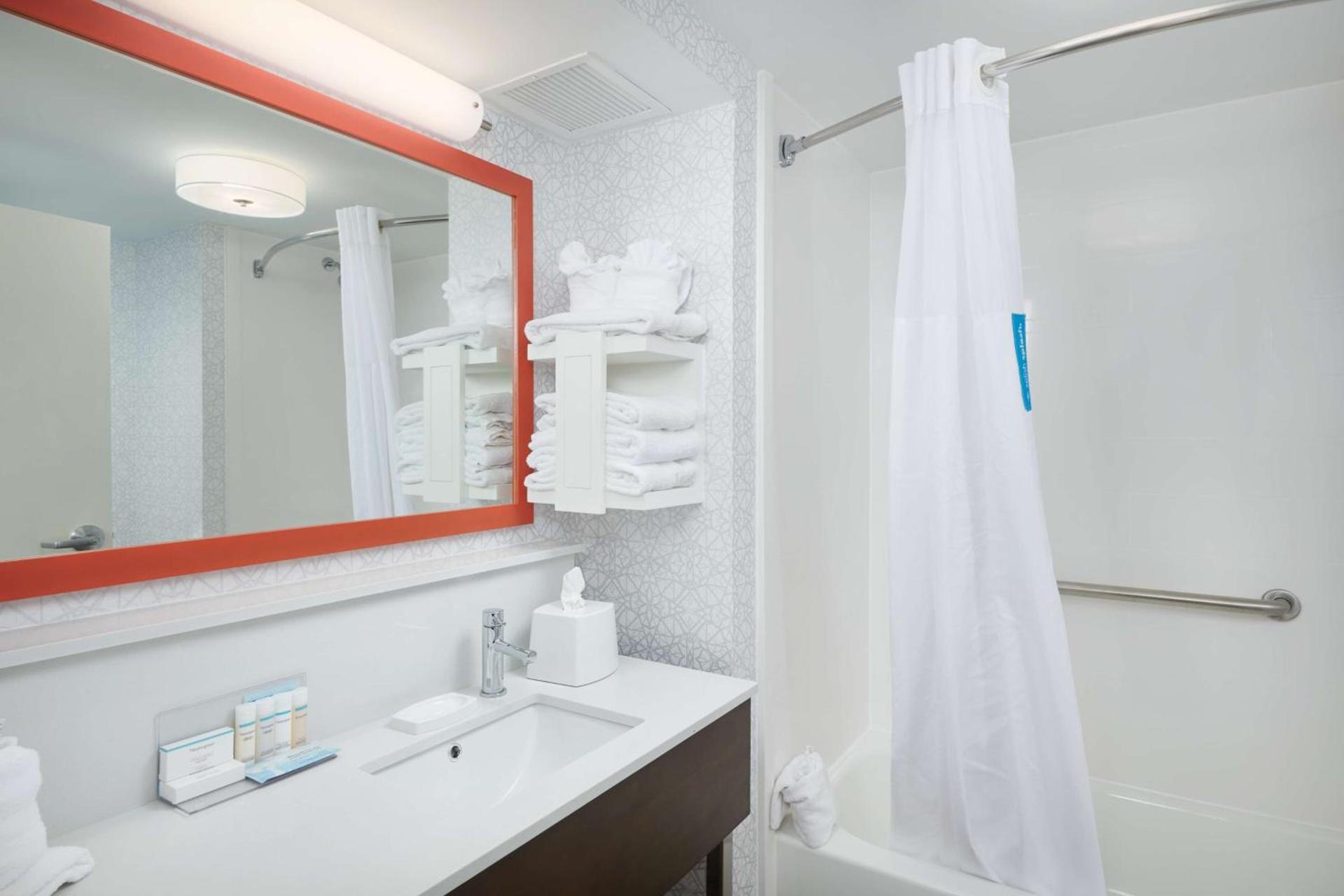 Hampton Inn Wilmington-Medical Park photo 29