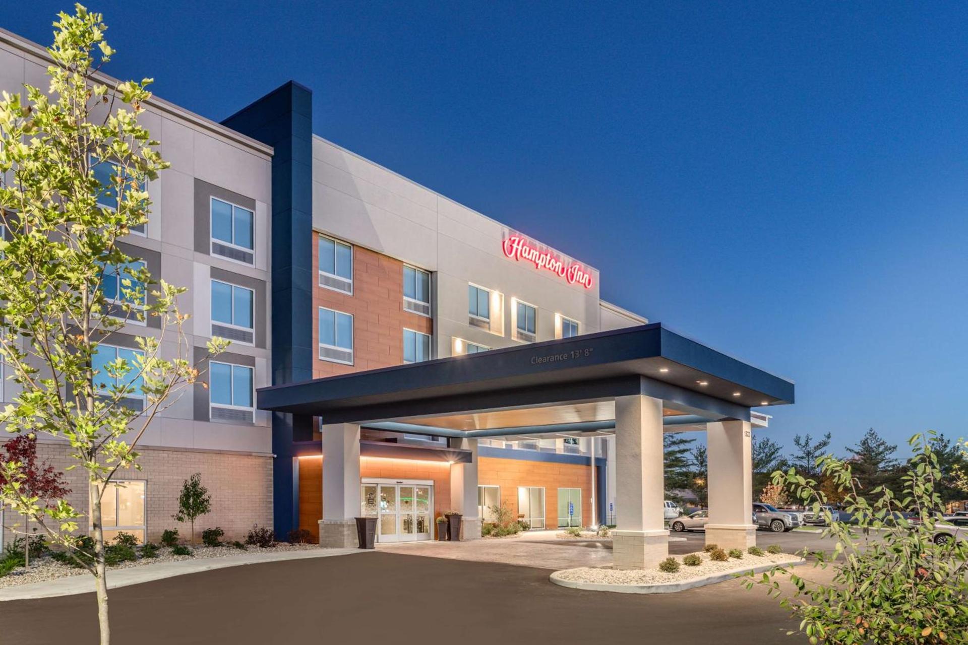 Hampton Inn Bedford In, In photo 3