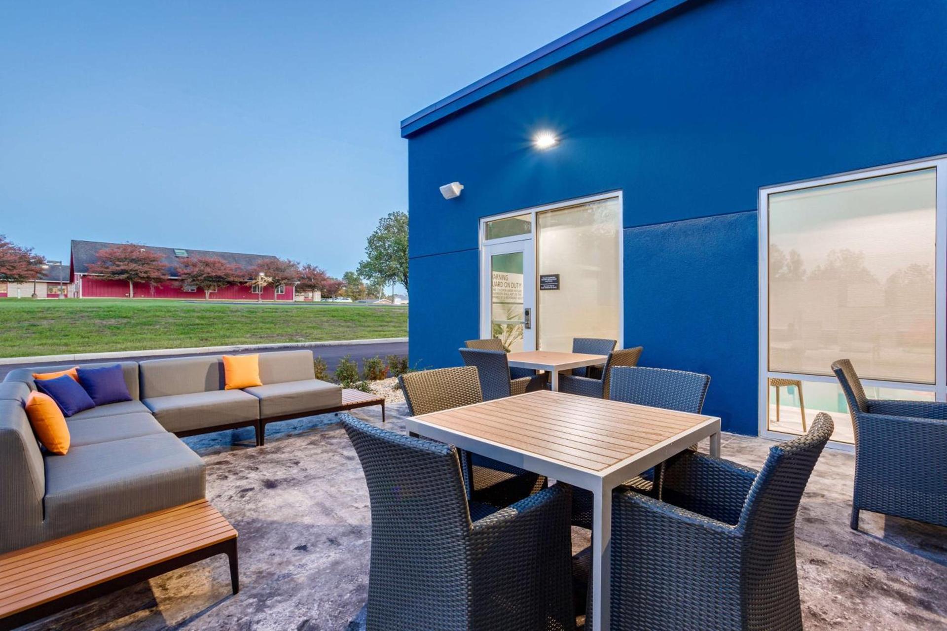 Hampton Inn Bedford In, In photo 6