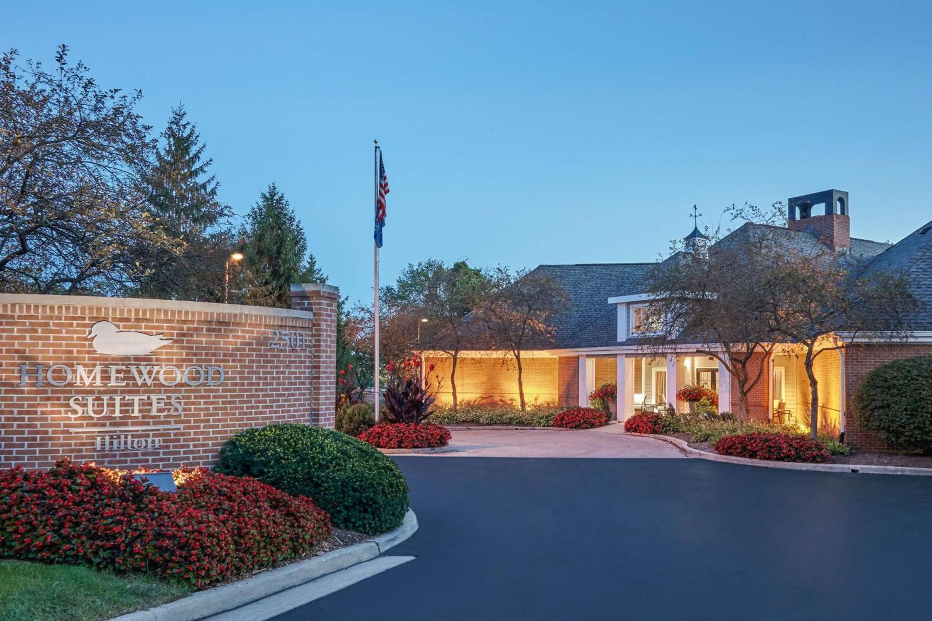 Homewood Suites by Hilton Indianapolis At The Crossing photo 1