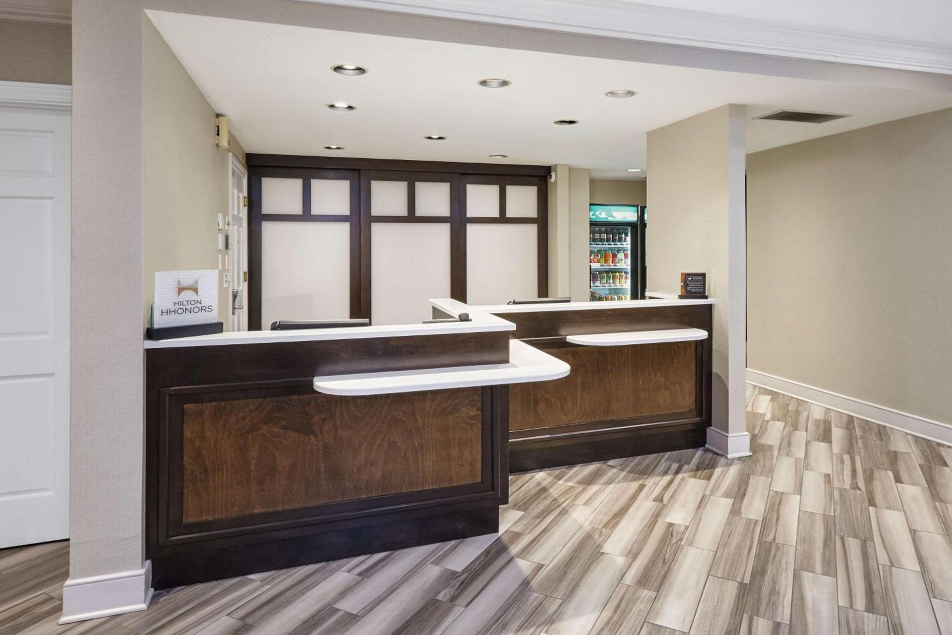 Homewood Suites by Hilton Indianapolis At The Crossing photo 6