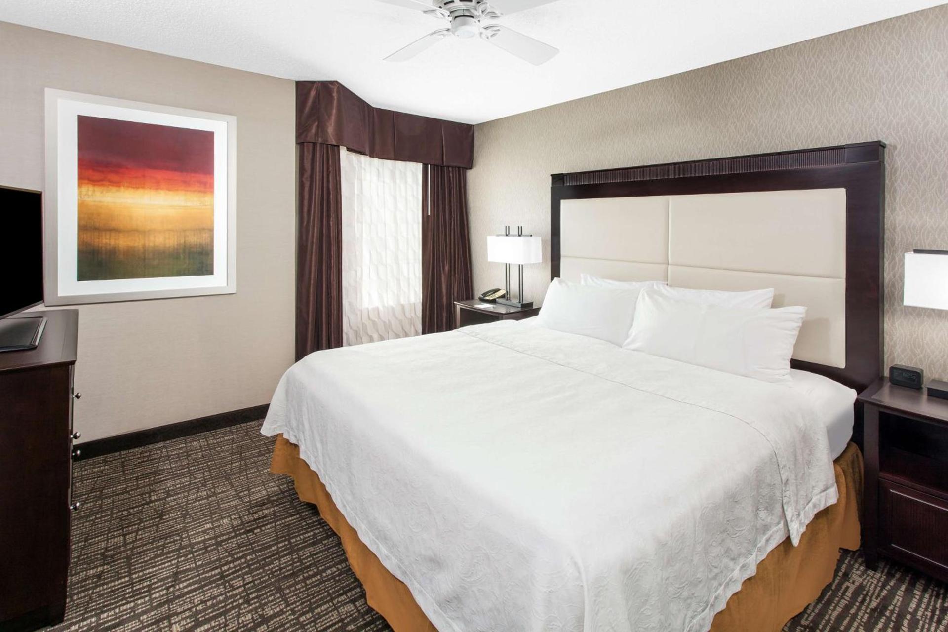 Homewood Suites by Hilton Indianapolis At The Crossing photo 11