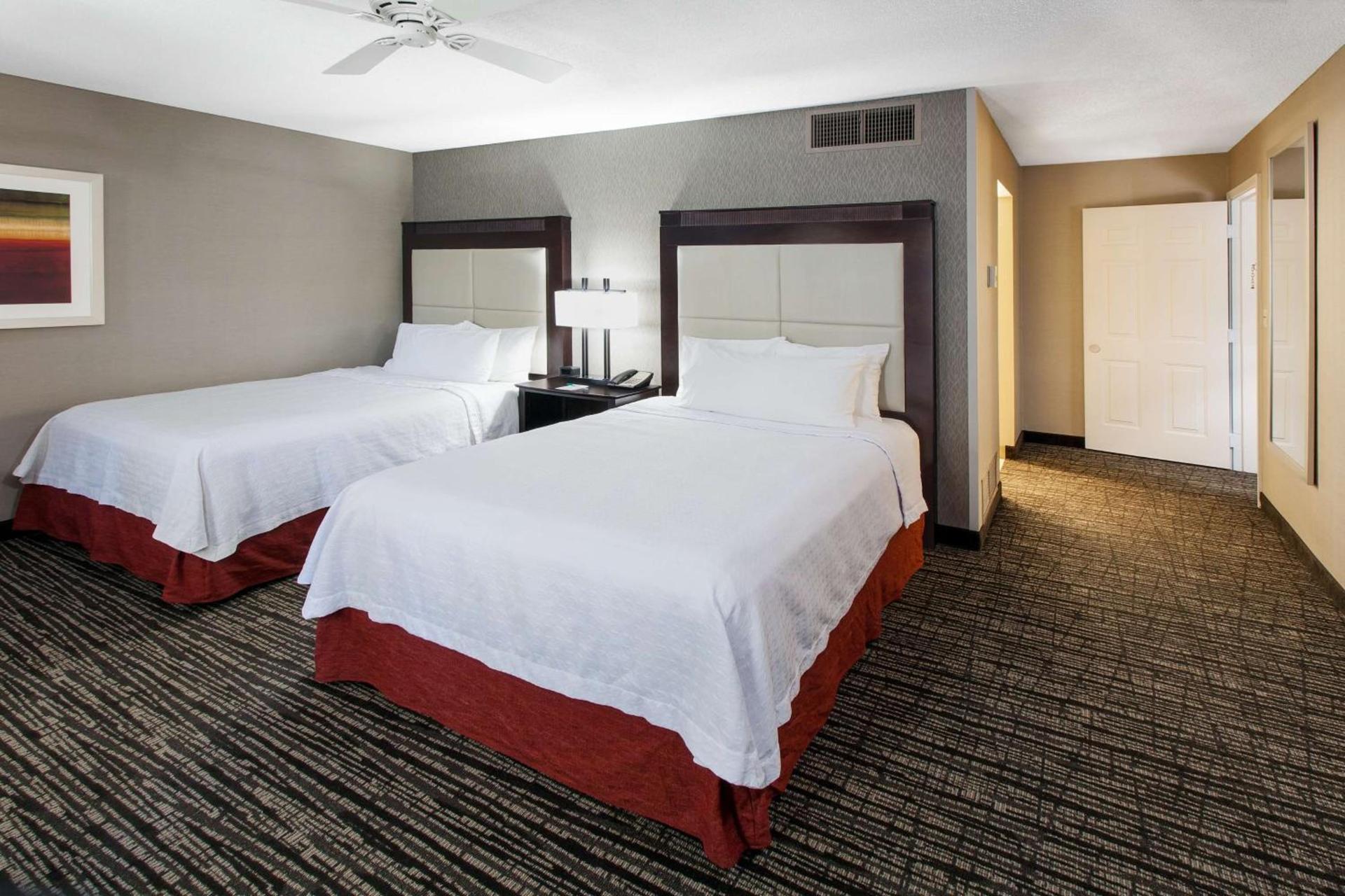 Homewood Suites by Hilton Indianapolis At The Crossing photo 13