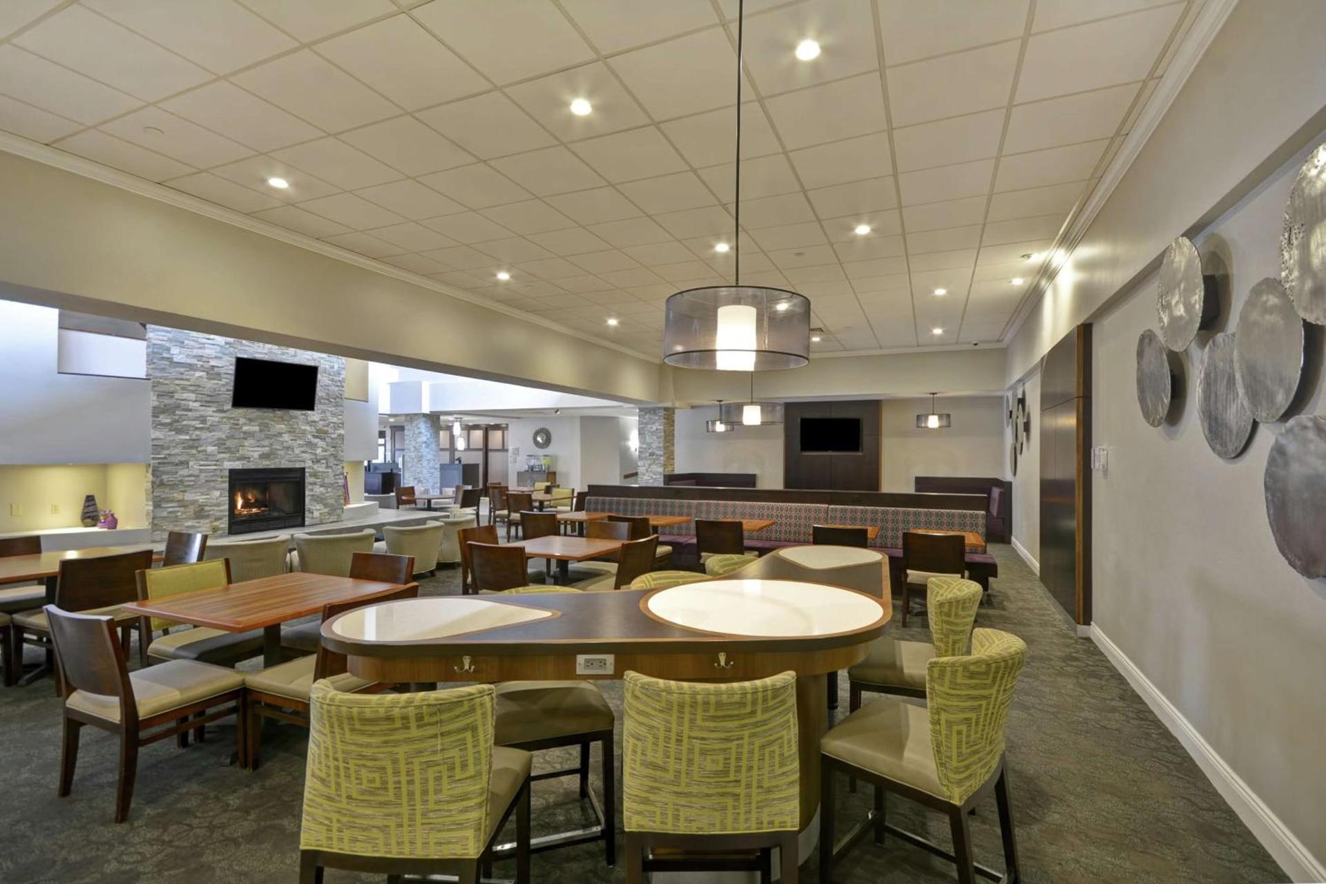 Homewood Suites by Hilton Indianapolis Carmel photo 4
