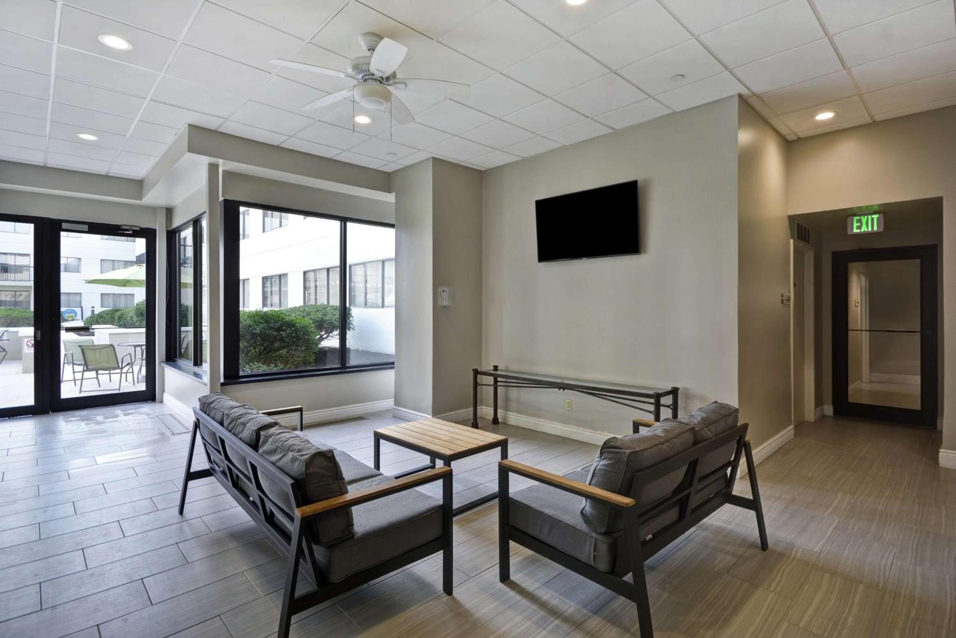 Homewood Suites by Hilton Indianapolis Carmel photo 7