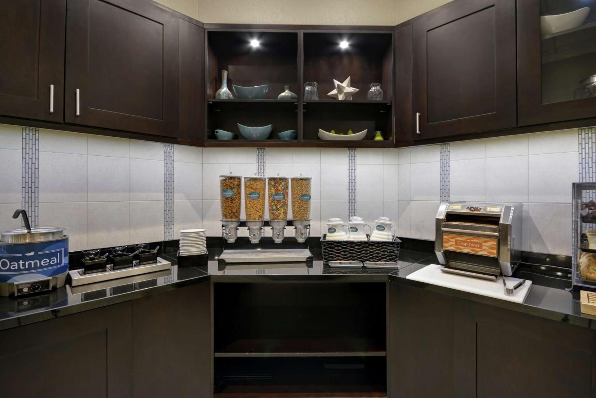 Homewood Suites by Hilton Indianapolis Carmel photo 14