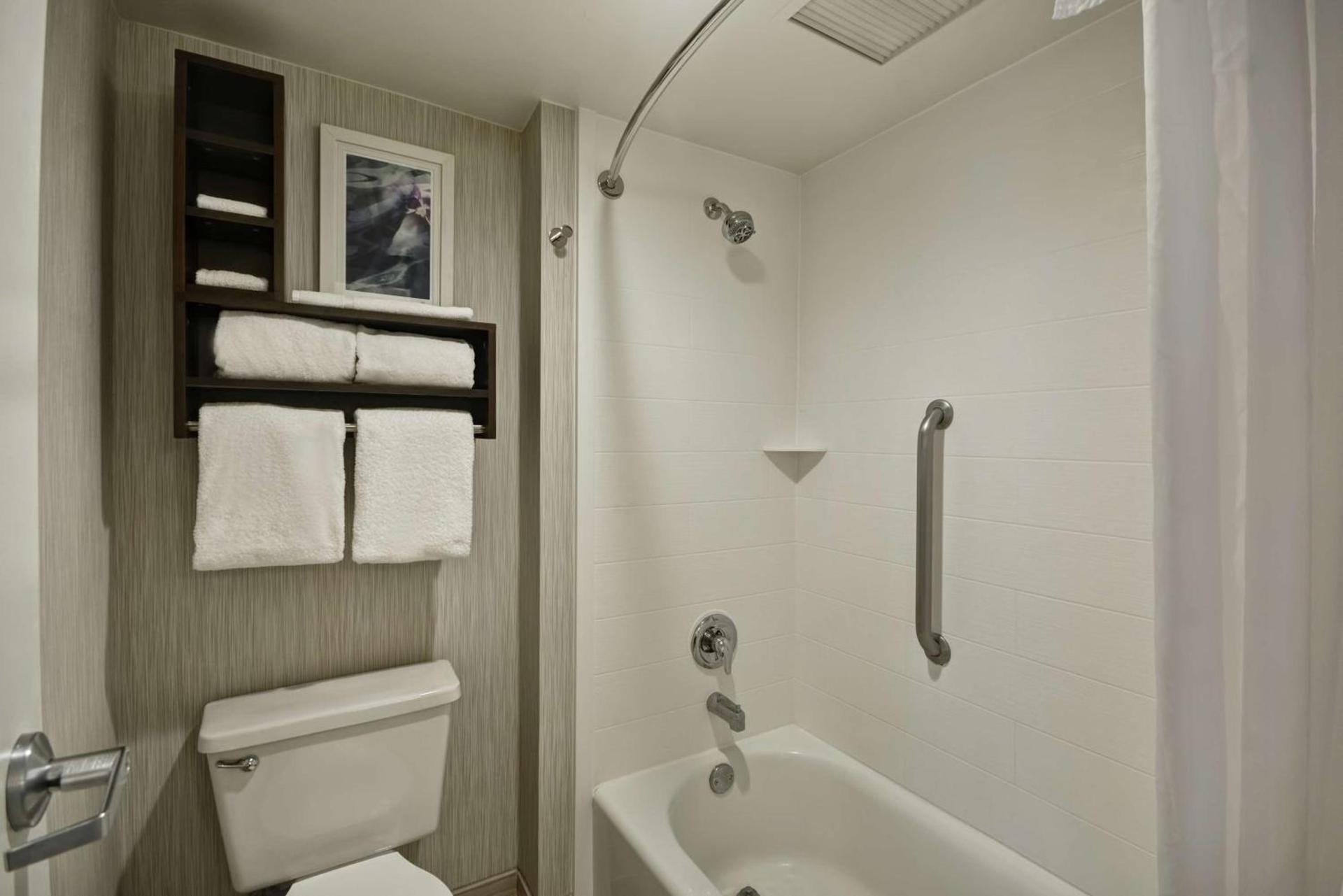 Homewood Suites by Hilton Indianapolis Carmel photo 23