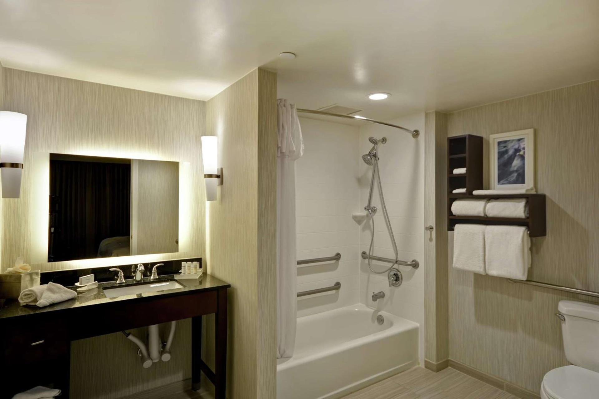 Homewood Suites by Hilton Indianapolis Carmel photo 33