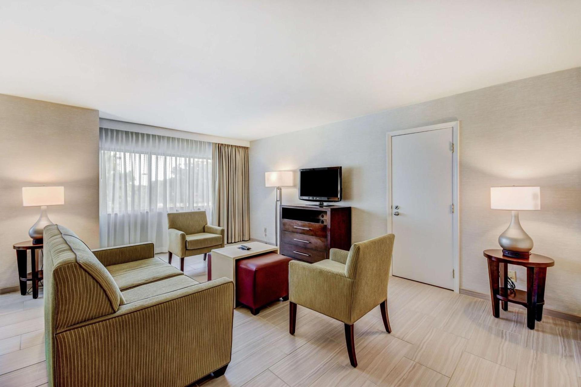 Homewood Suites by Hilton Indianapolis Carmel photo 34