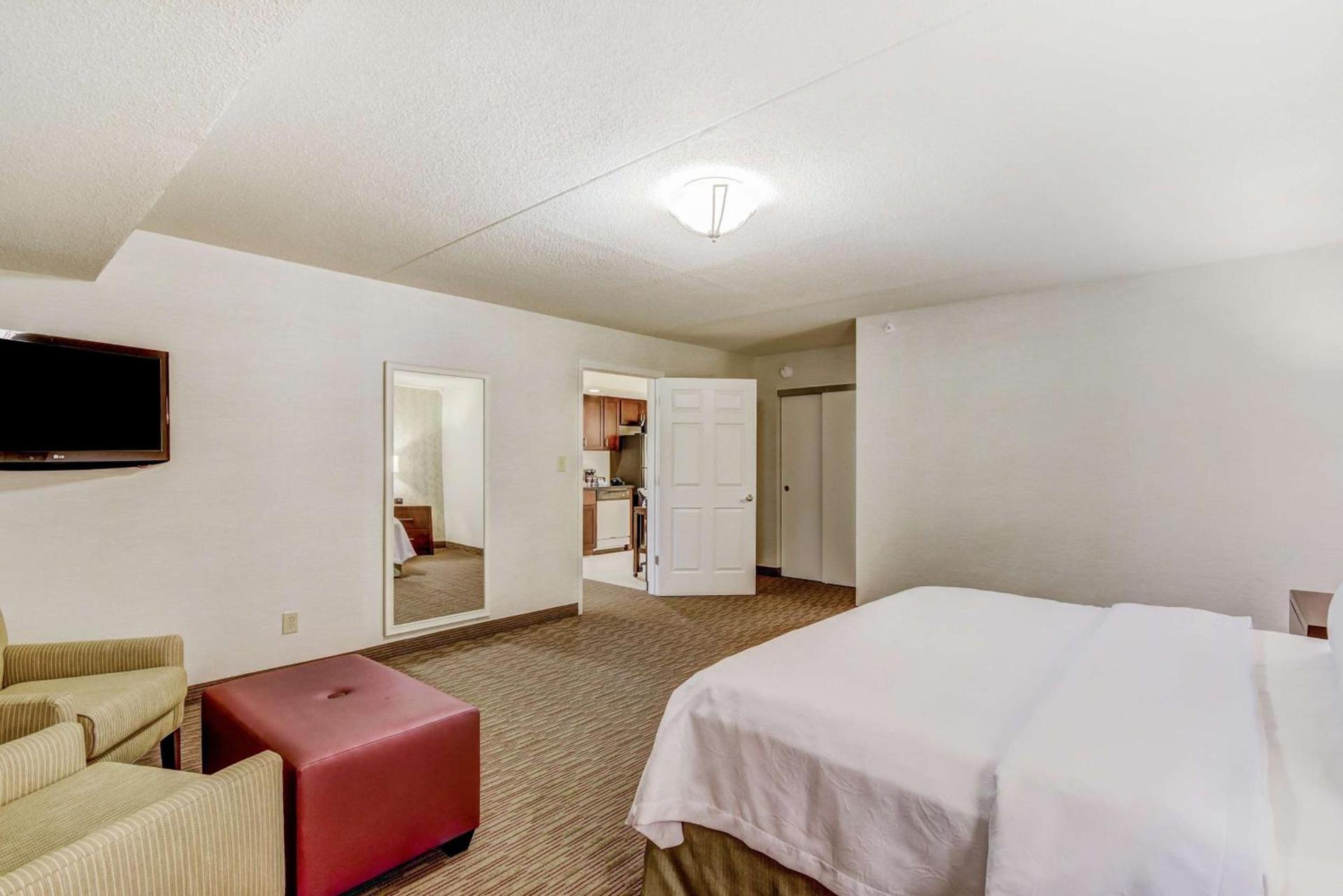 Homewood Suites by Hilton Indianapolis Carmel photo 49