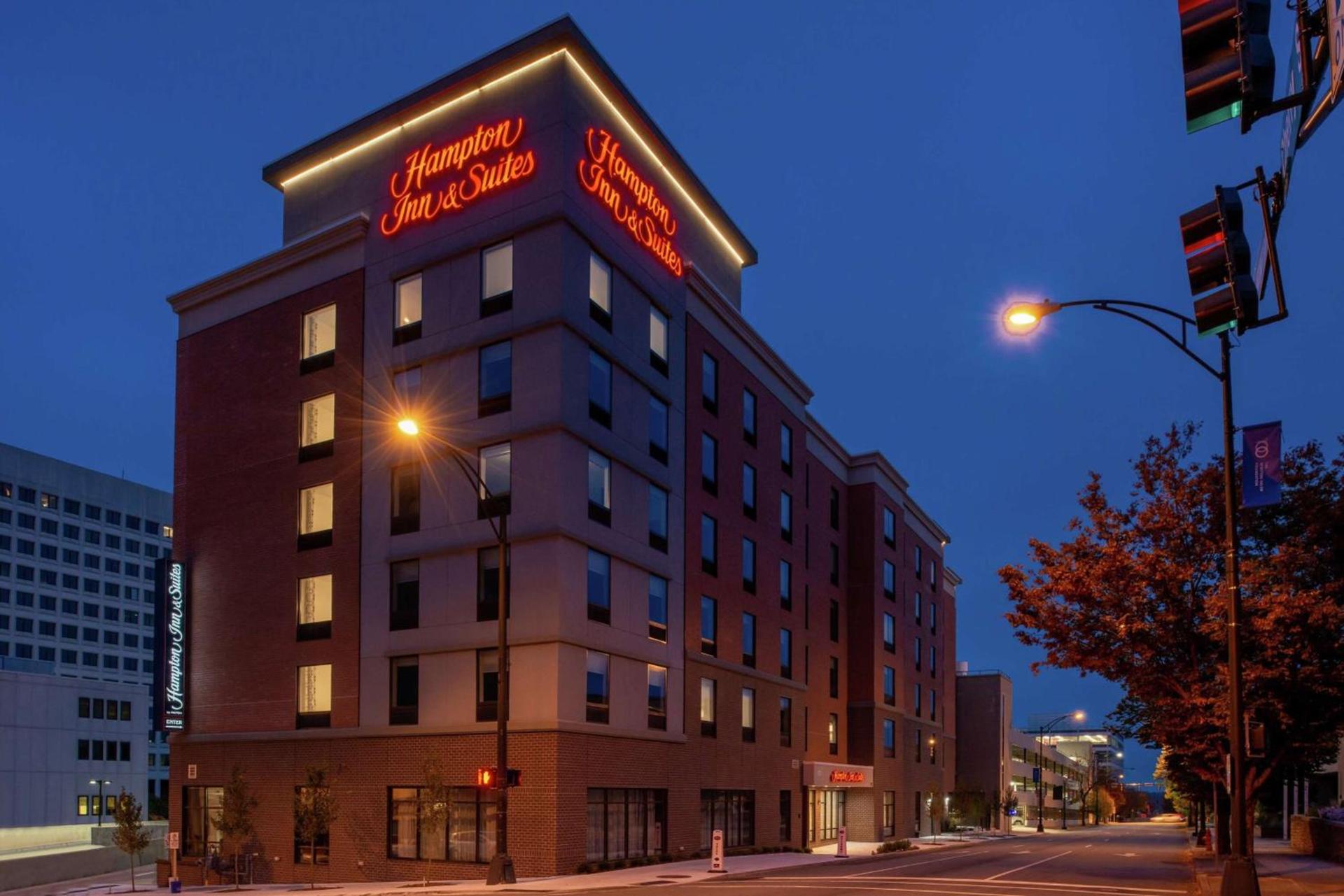 Hampton Inn & Suites Winston-Salem Downtown photo 18