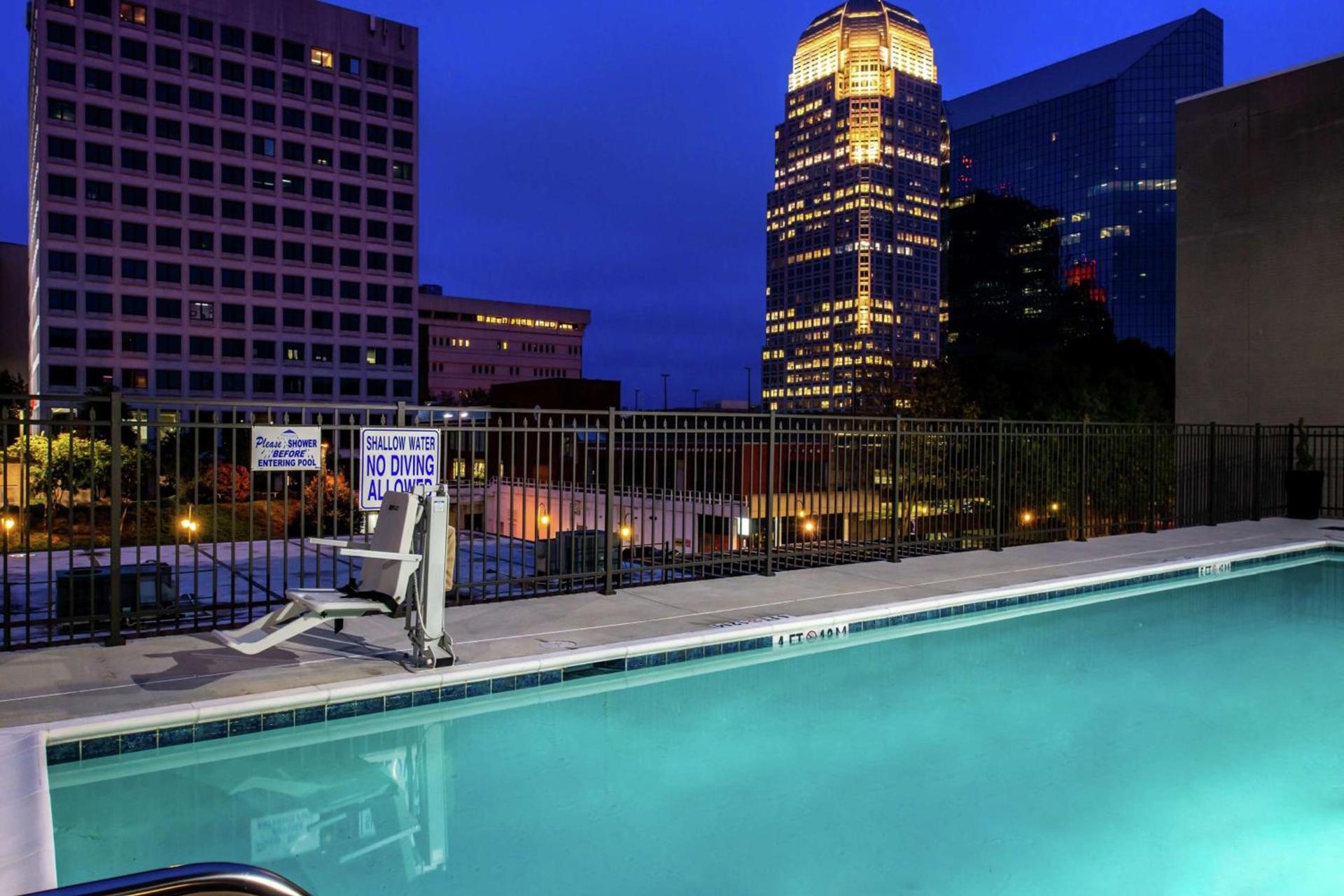 Hampton Inn & Suites Winston-Salem Downtown photo 27