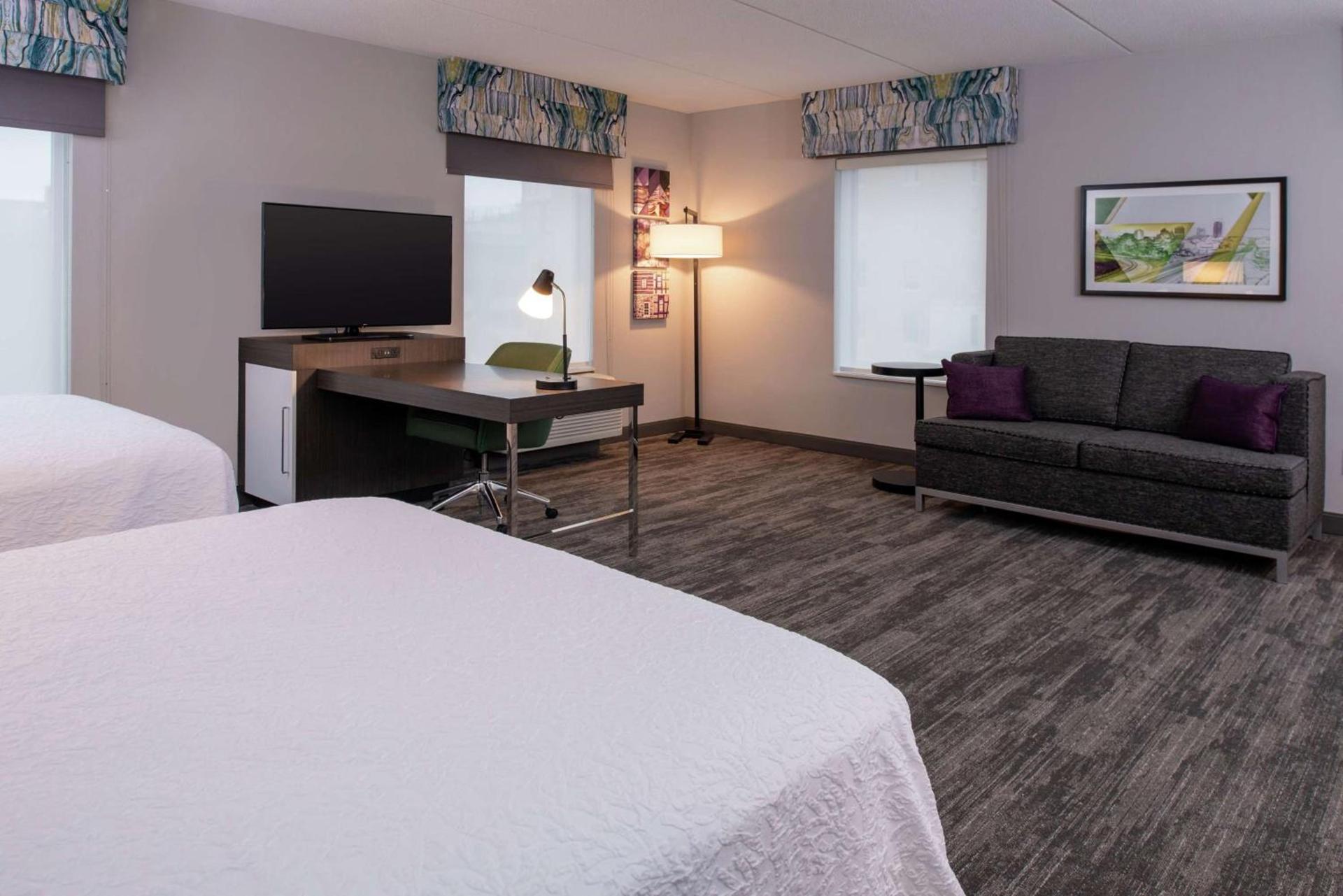 Hampton Inn & Suites Winston-Salem Downtown photo 47