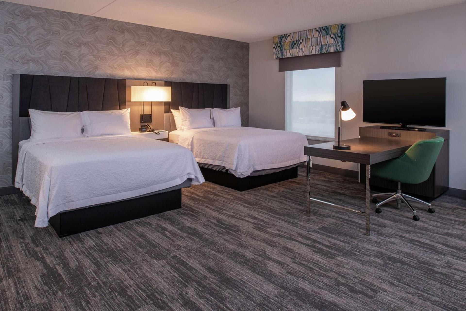 Hampton Inn & Suites Winston-Salem Downtown photo 3