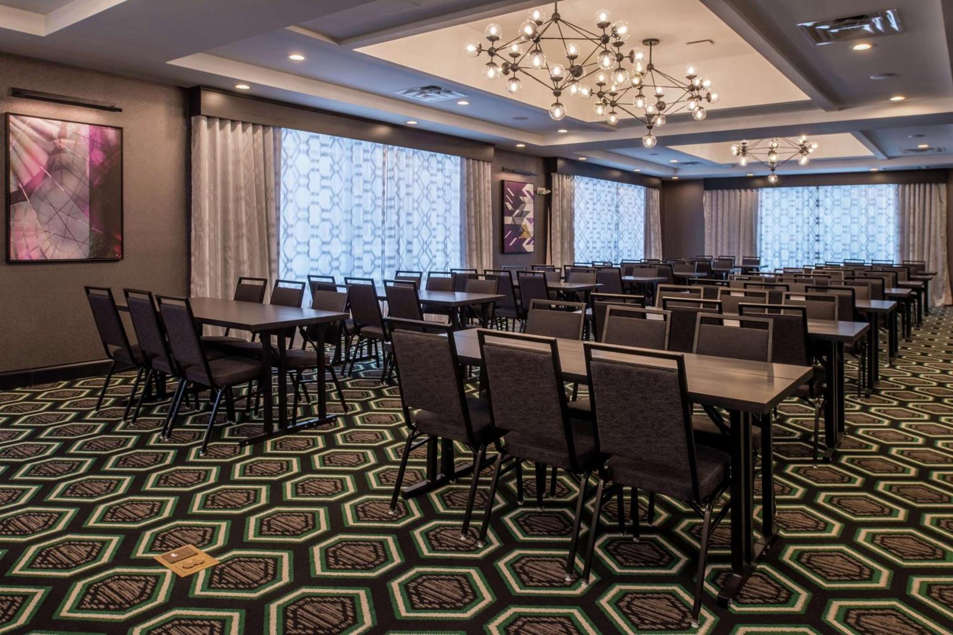 Hampton Inn & Suites Winston-Salem Downtown photo 10