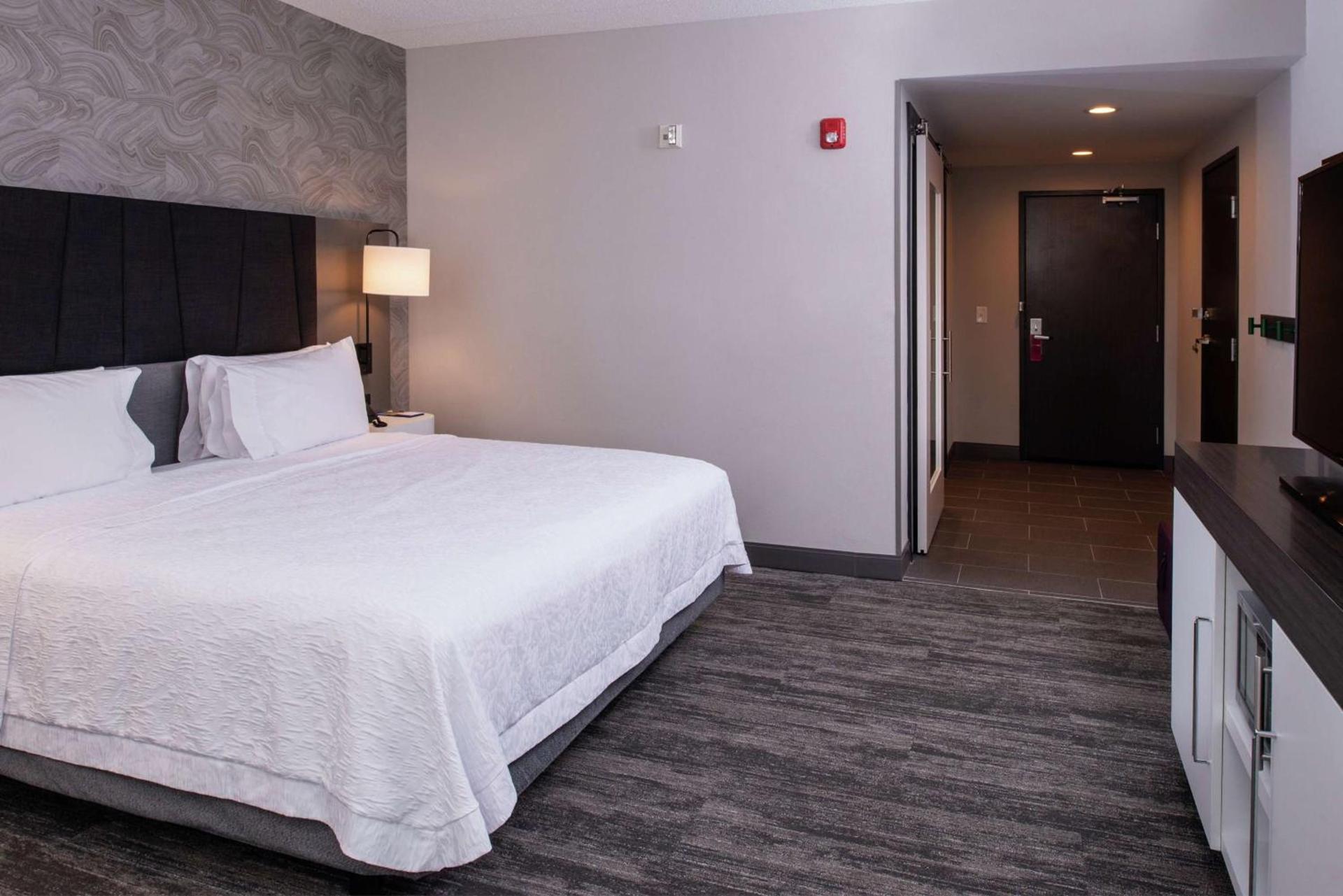 Hampton Inn & Suites Winston-Salem Downtown photo 12