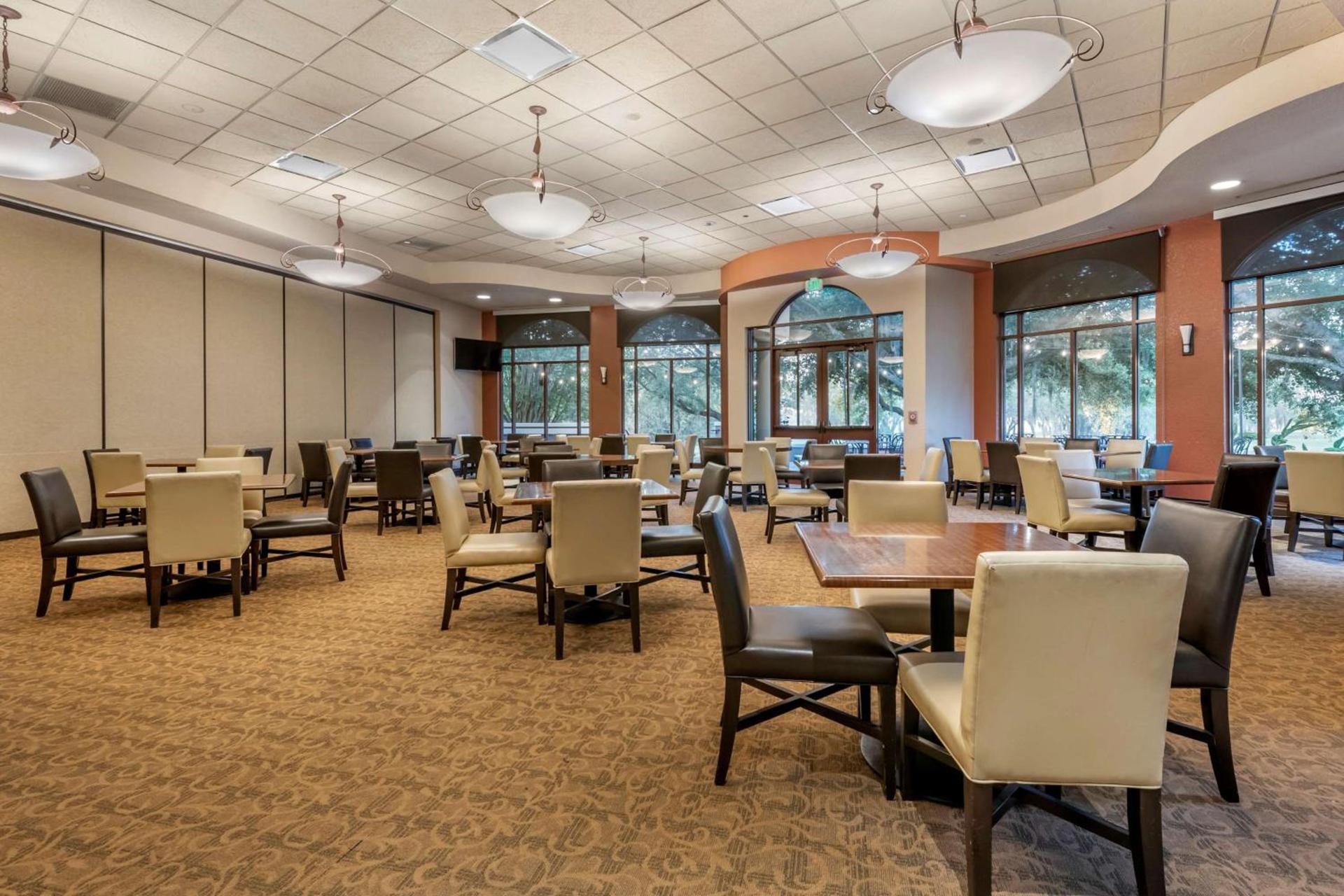 Hilton Vacation Club Mystic Dunes Orlando photo 17