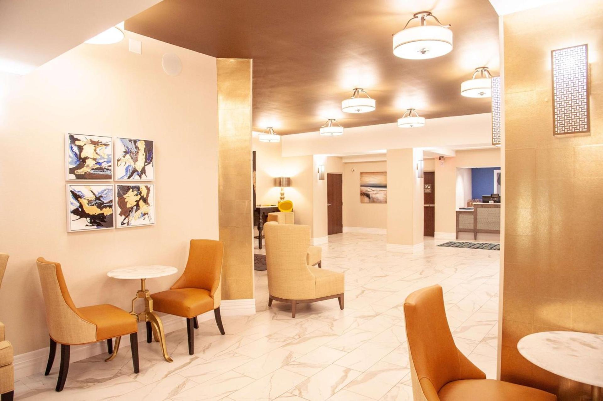Hampton Inn & Suites Jackson Coliseum photo 16