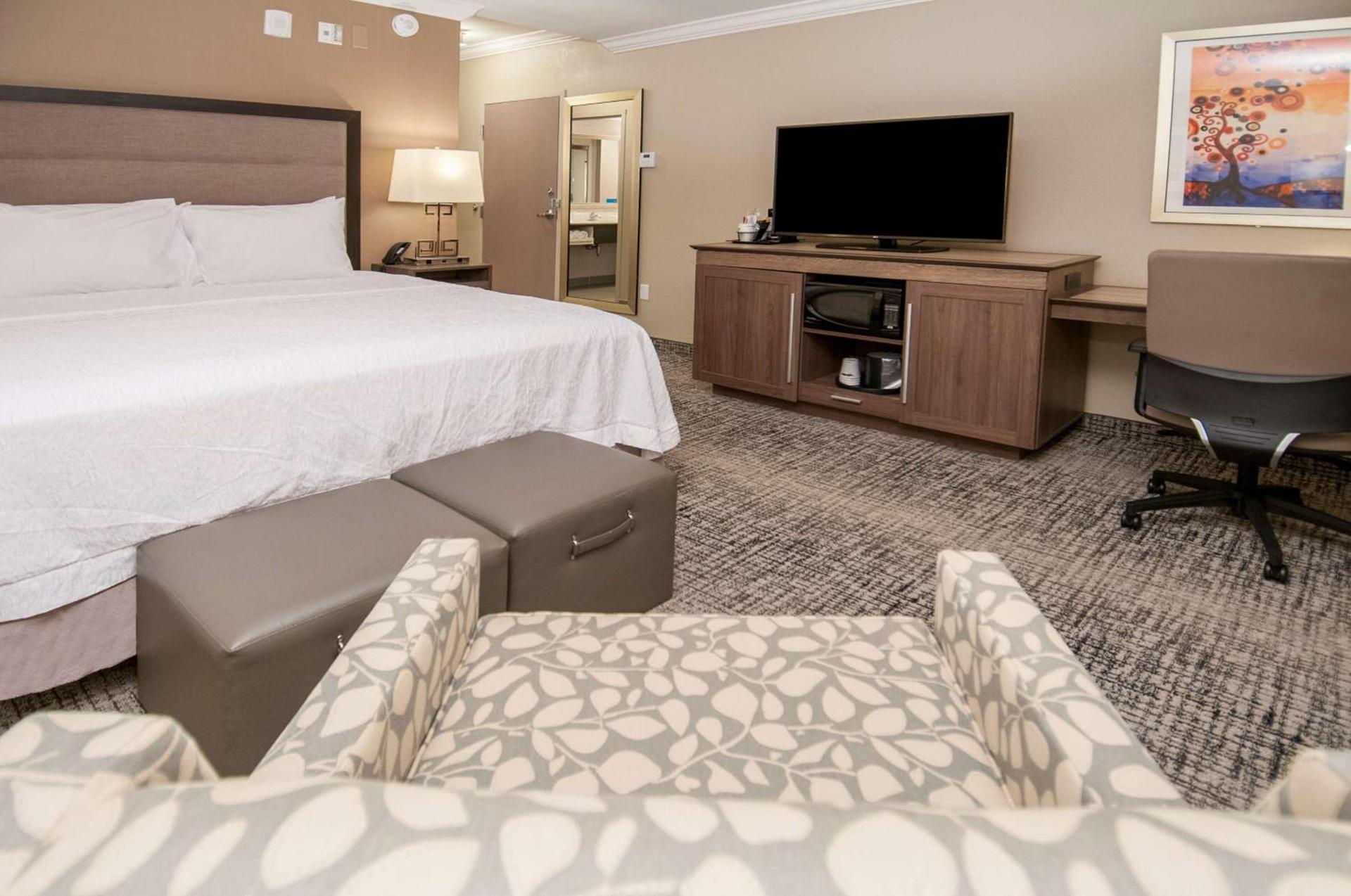 Hampton Inn & Suites Ridgeland photo 27