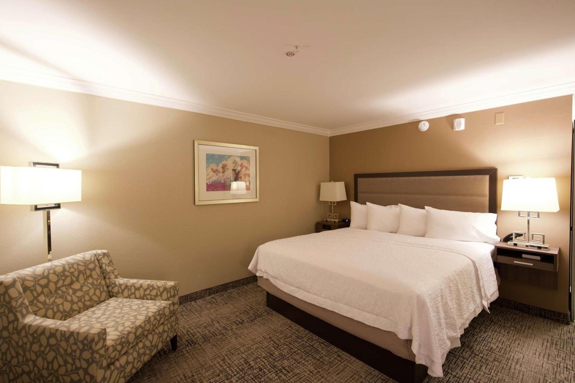Hampton Inn & Suites Ridgeland photo 54