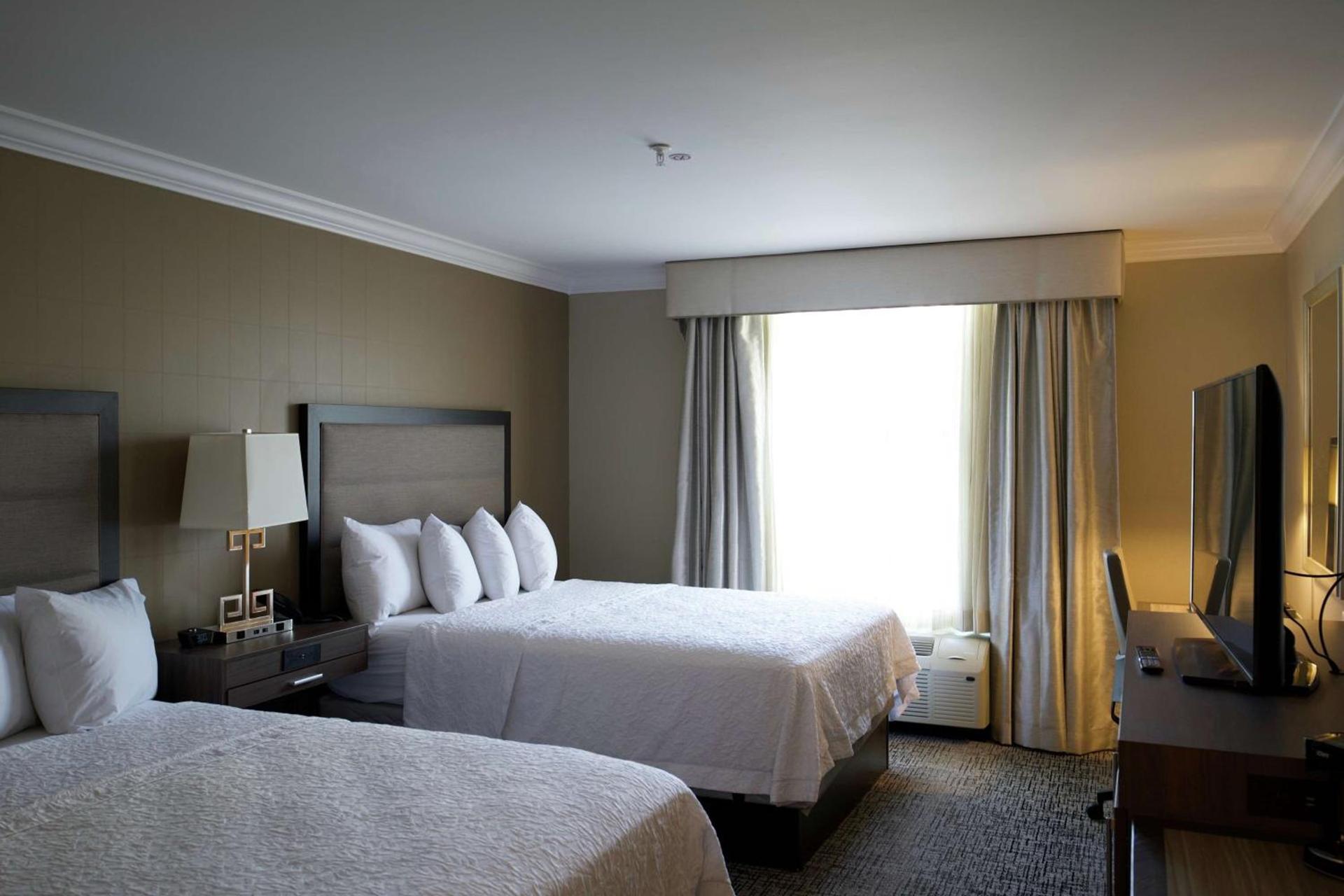Hampton Inn & Suites Ridgeland photo 56