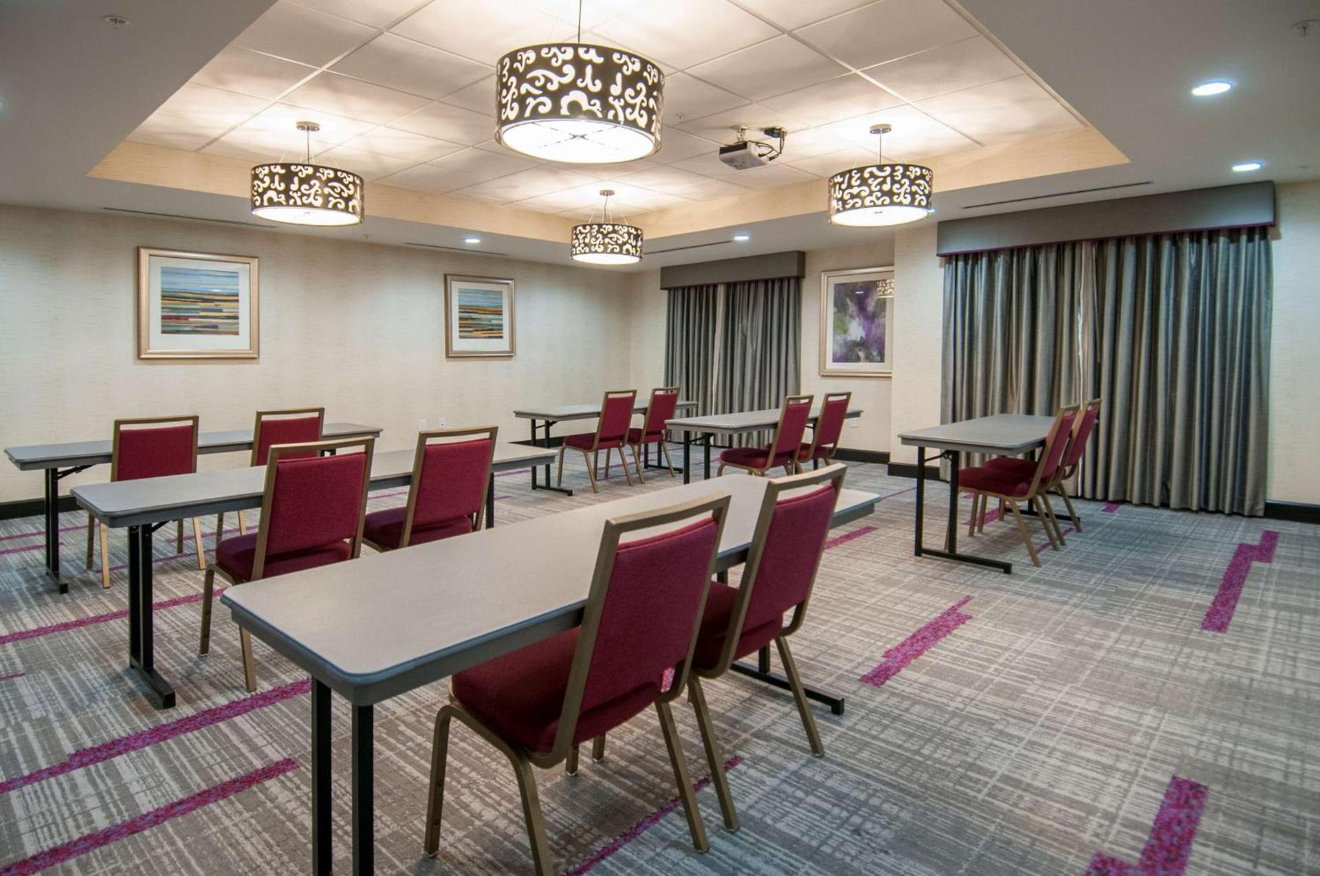 Hampton Inn & Suites Ridgeland photo 59