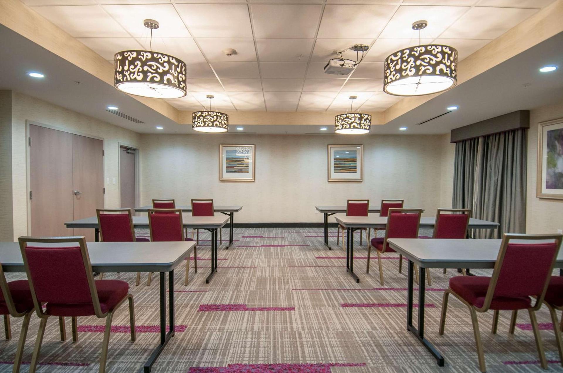 Hampton Inn & Suites Ridgeland photo 61