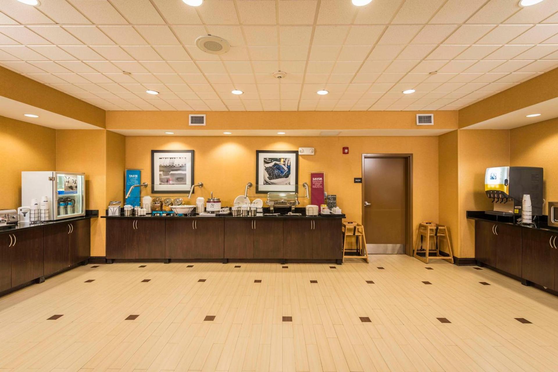 Hampton Inn & Suites Jacksonville South - Bartram Park photo 52