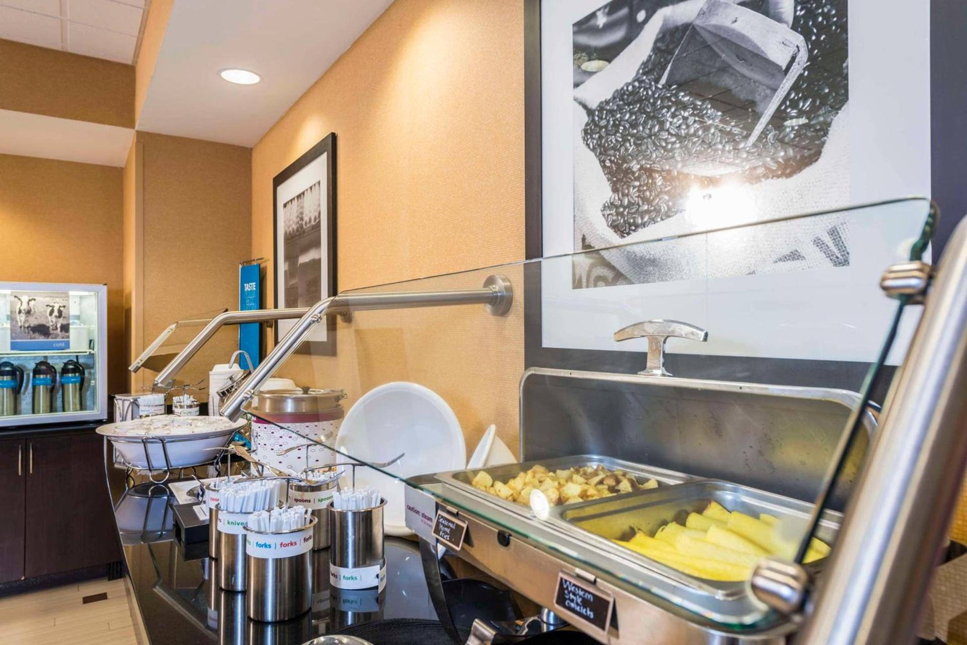 Hampton Inn & Suites Jacksonville South - Bartram Park photo 53