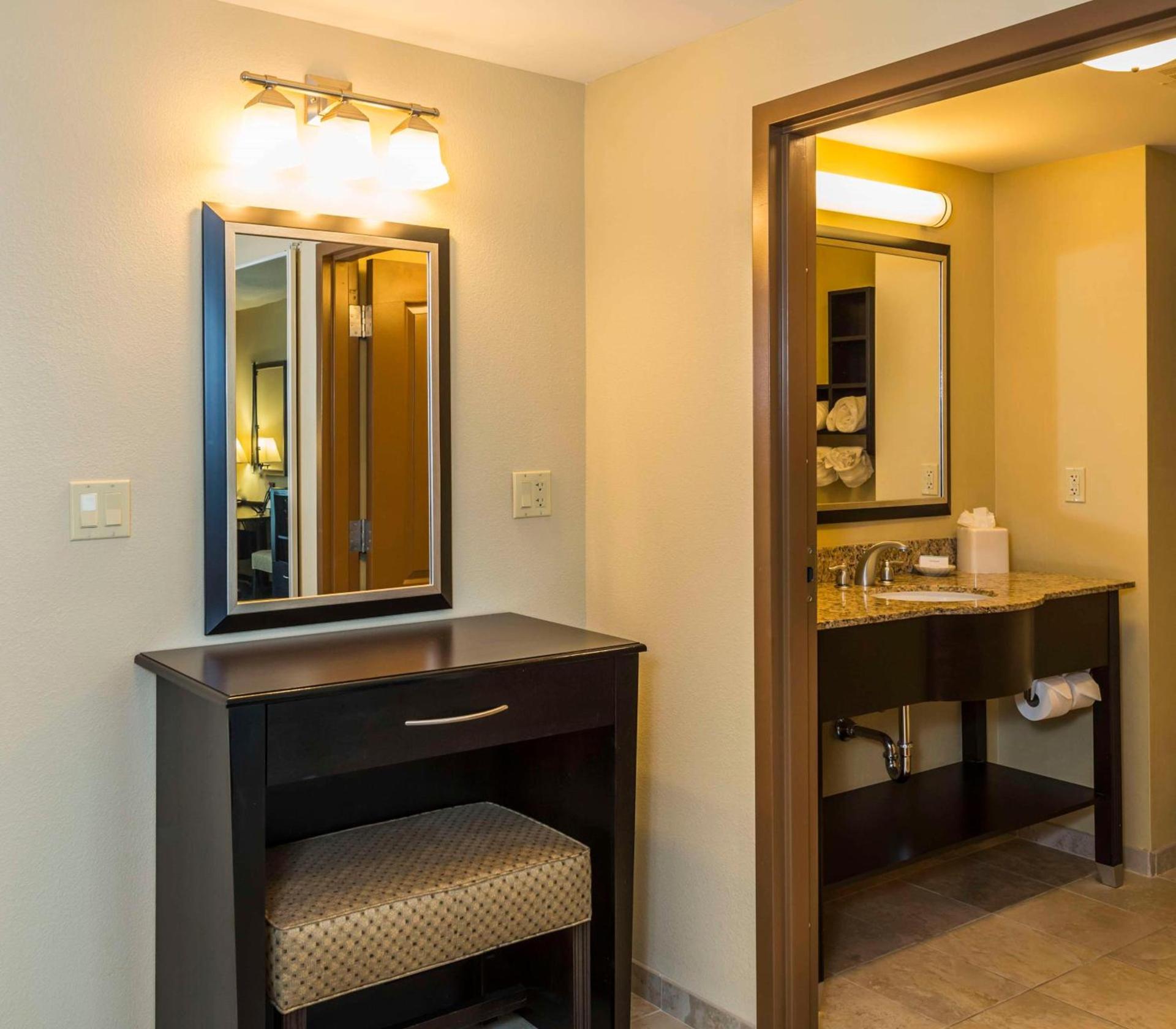 Hampton Inn & Suites Jacksonville South - Bartram Park photo 56