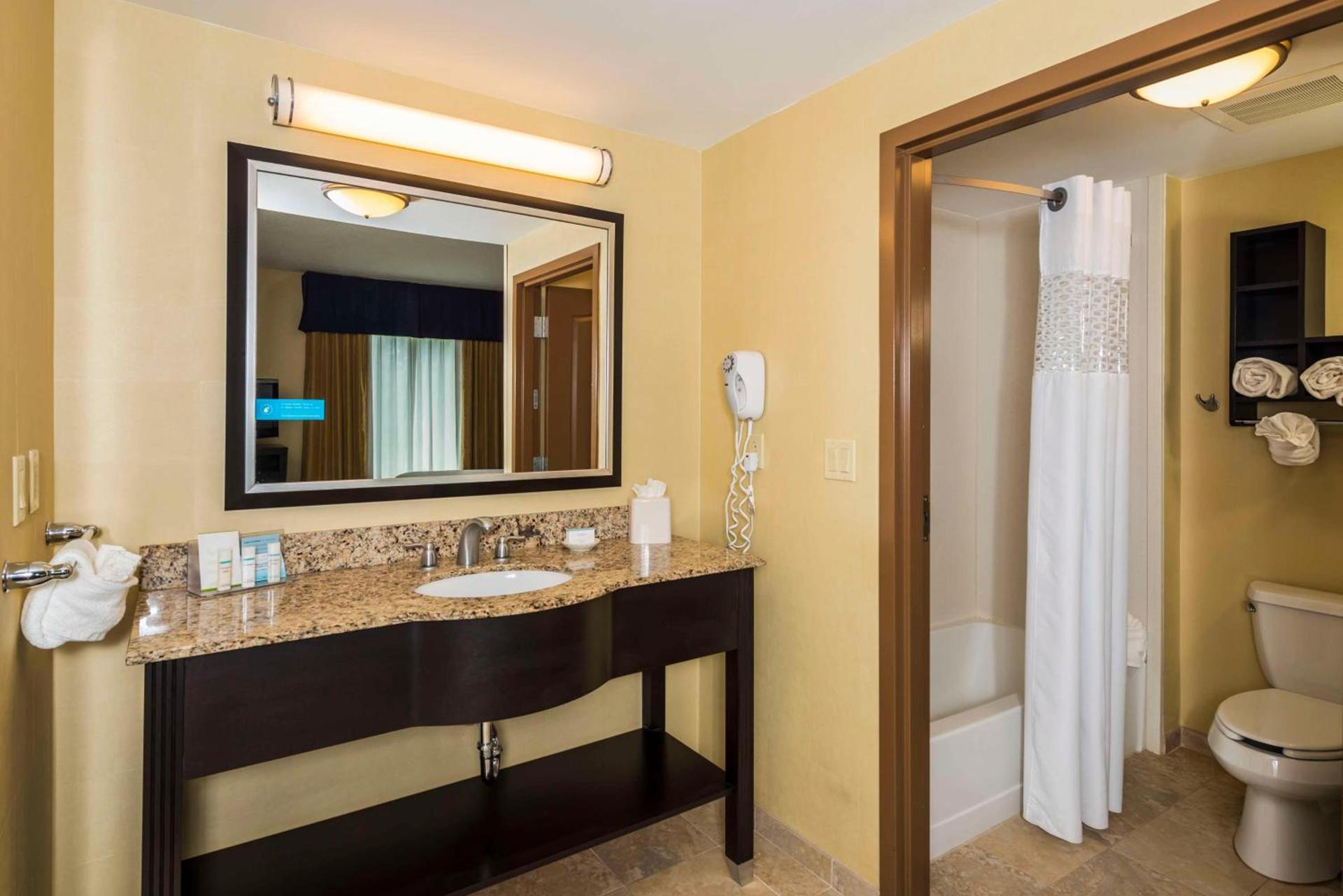 Hampton Inn & Suites Jacksonville South - Bartram Park photo 59