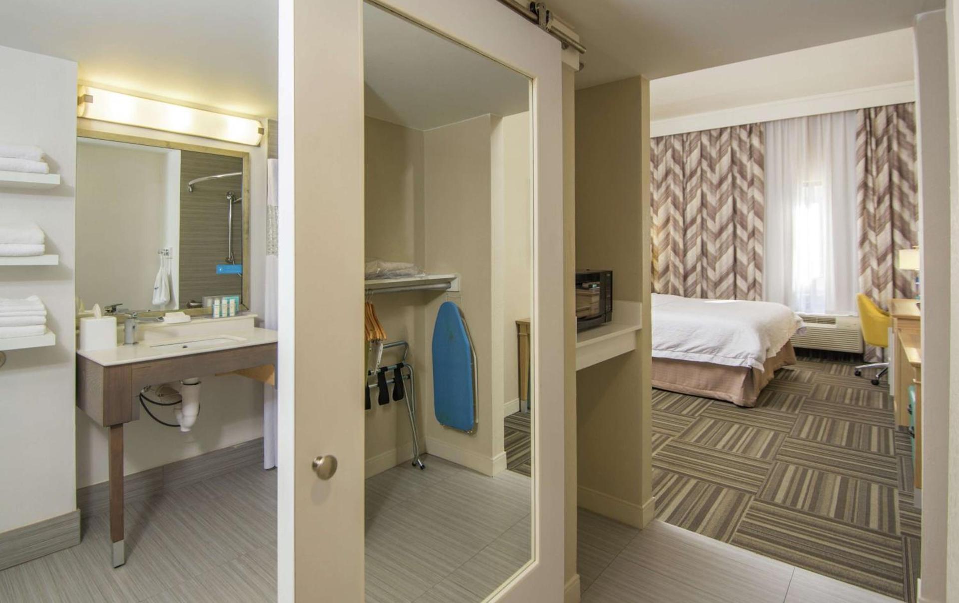 Hampton Inn Jacksonville South/I-95 at JTB photo 34
