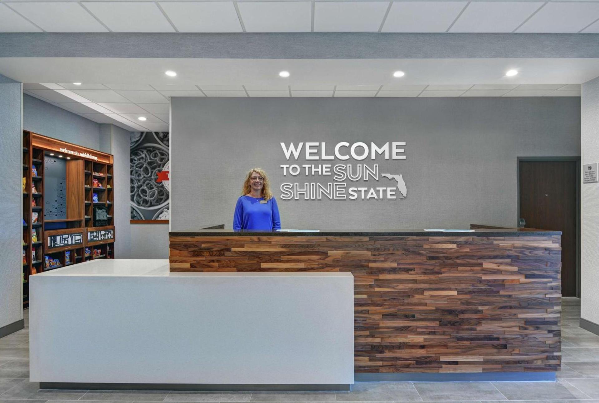 Hampton Inn & Suites Middleburg, Fl photo 6