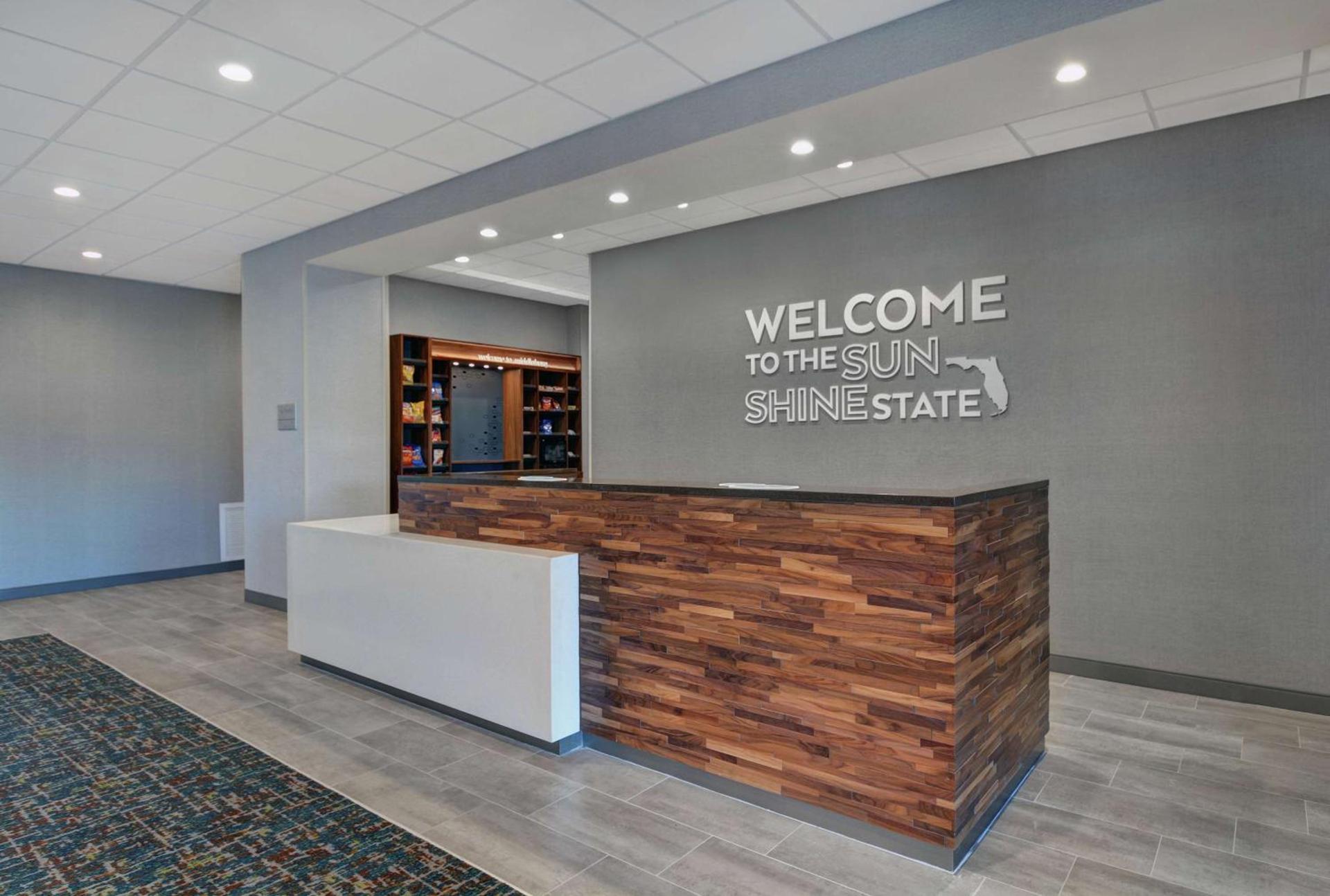 Hampton Inn & Suites Middleburg, Fl photo 7
