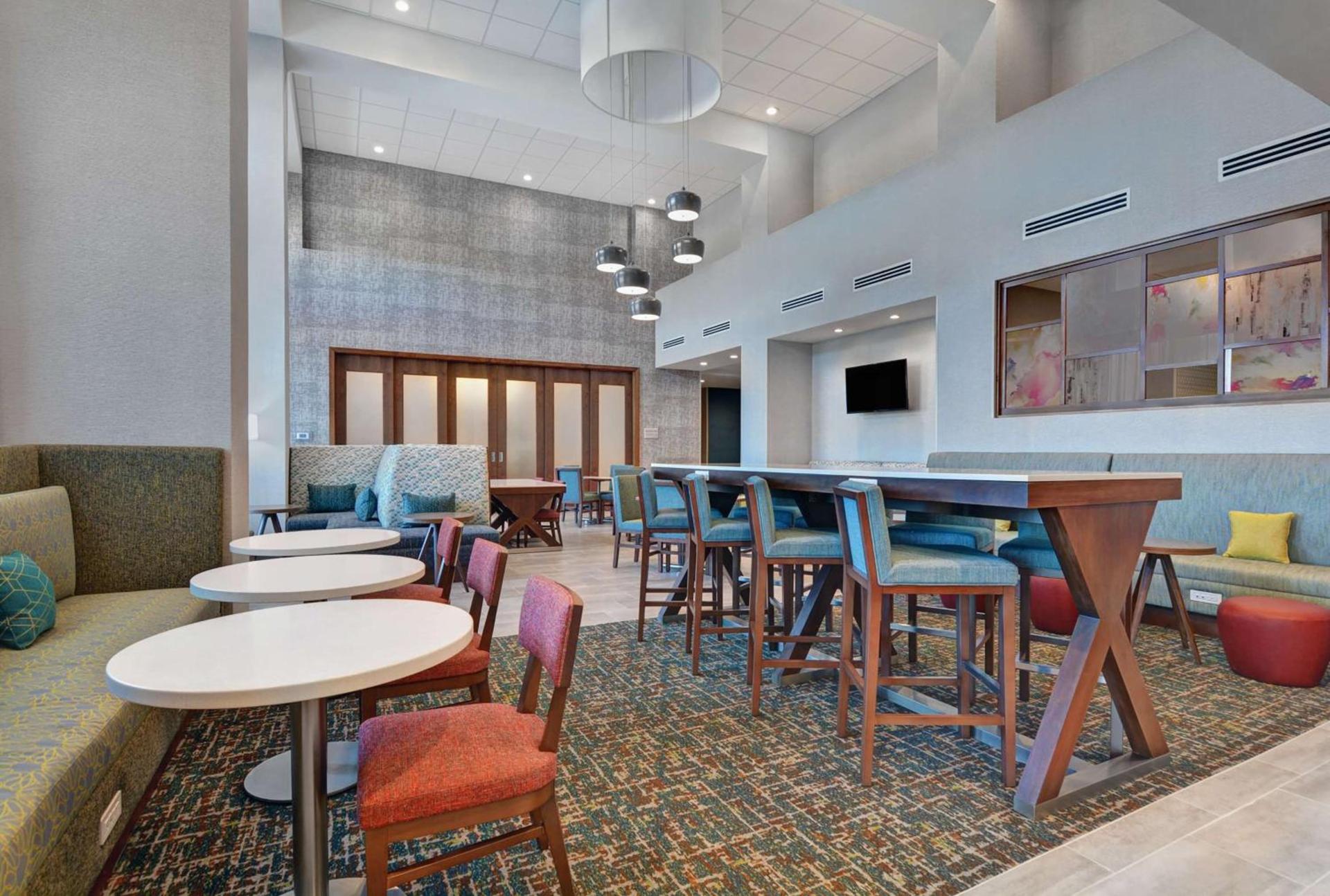 Hampton Inn & Suites Middleburg, Fl photo 8