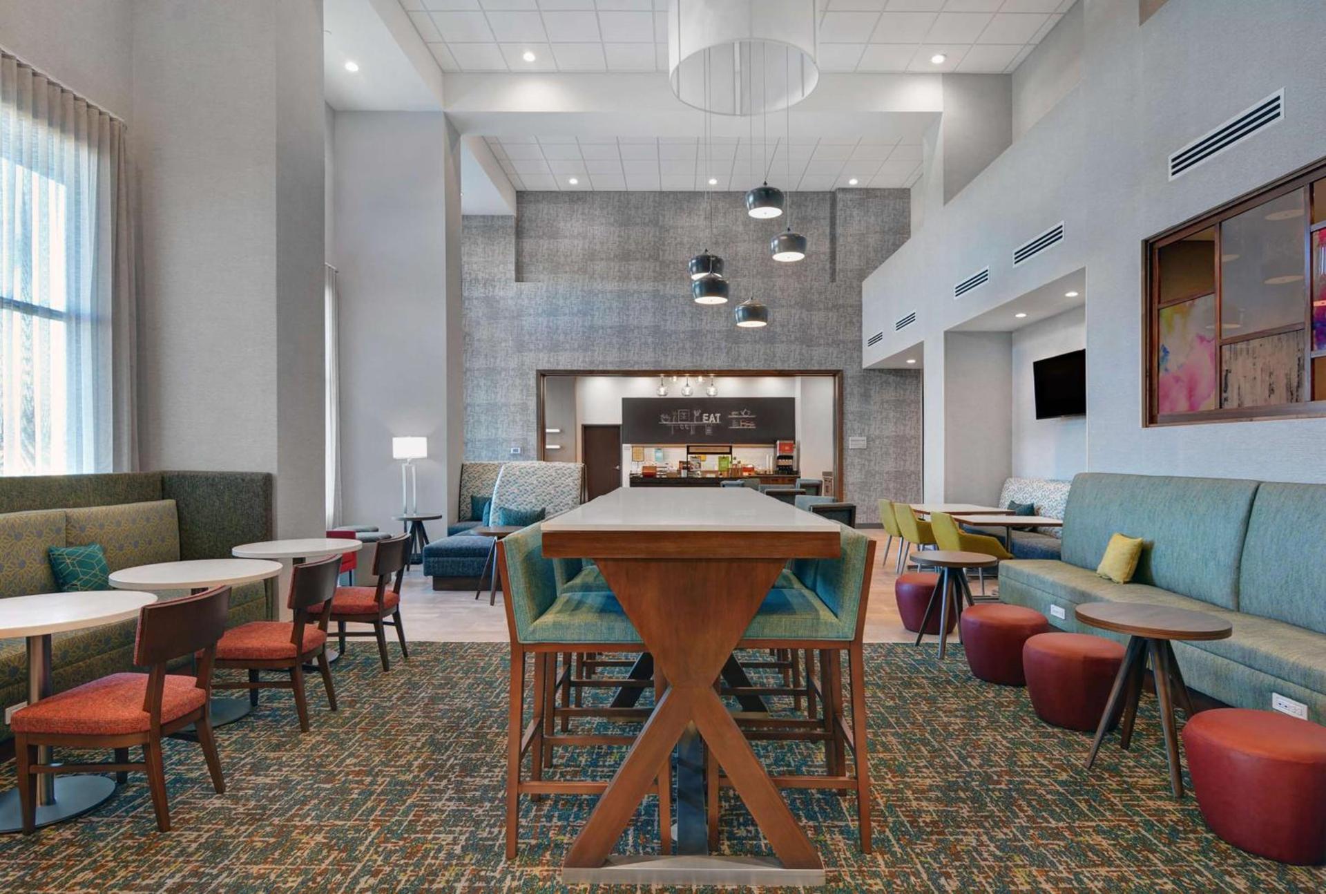 Hampton Inn & Suites Middleburg, Fl photo 15