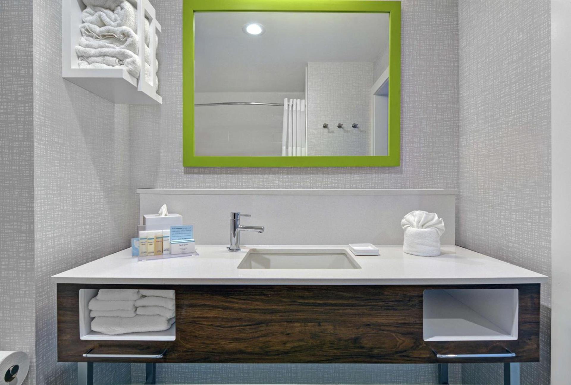 Hampton Inn & Suites Middleburg, Fl photo 19