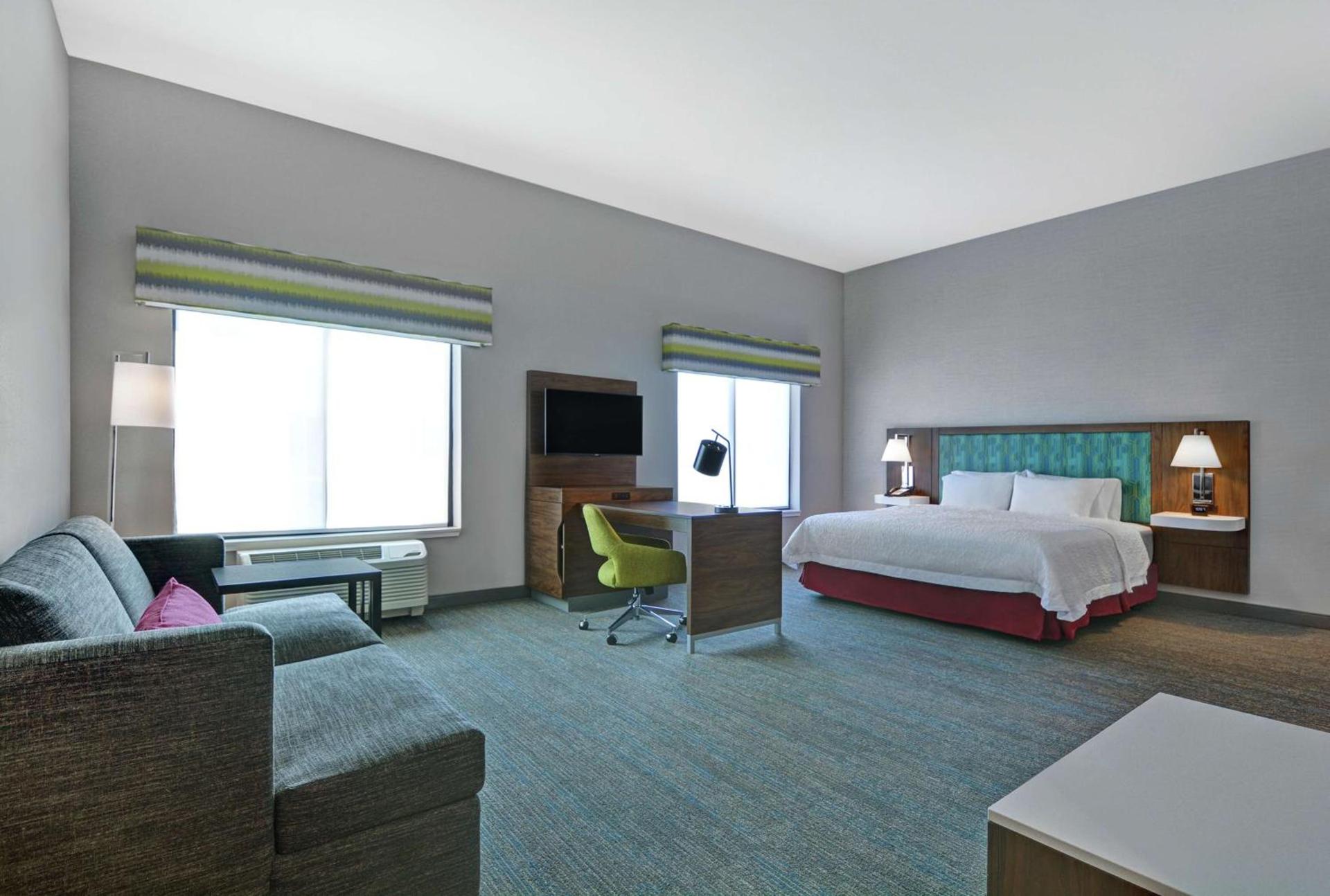 Hampton Inn & Suites Middleburg, Fl photo 20
