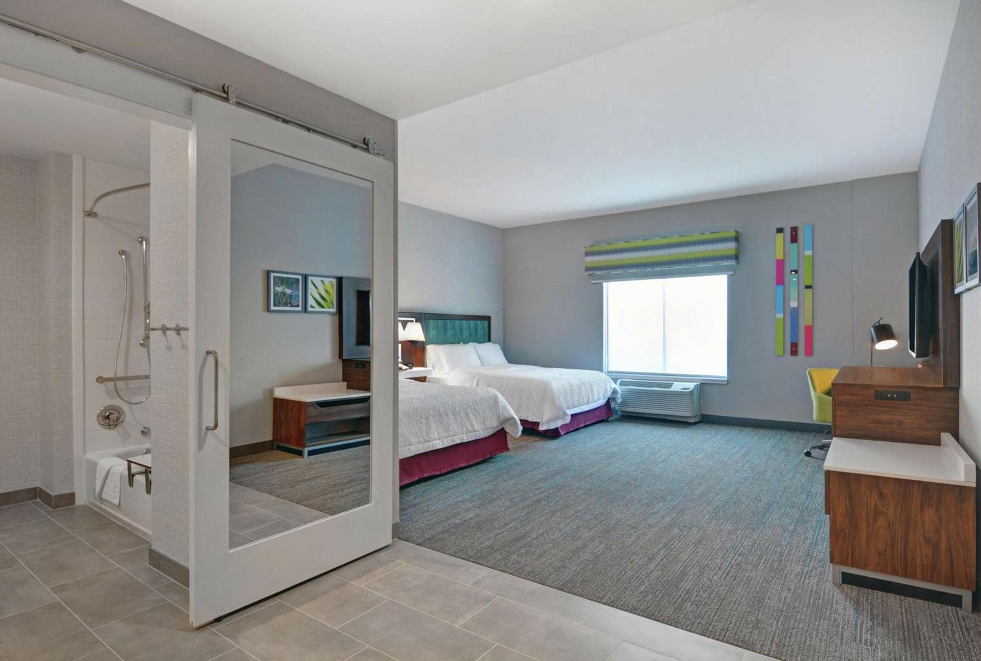 Hampton Inn & Suites Middleburg, Fl photo 28