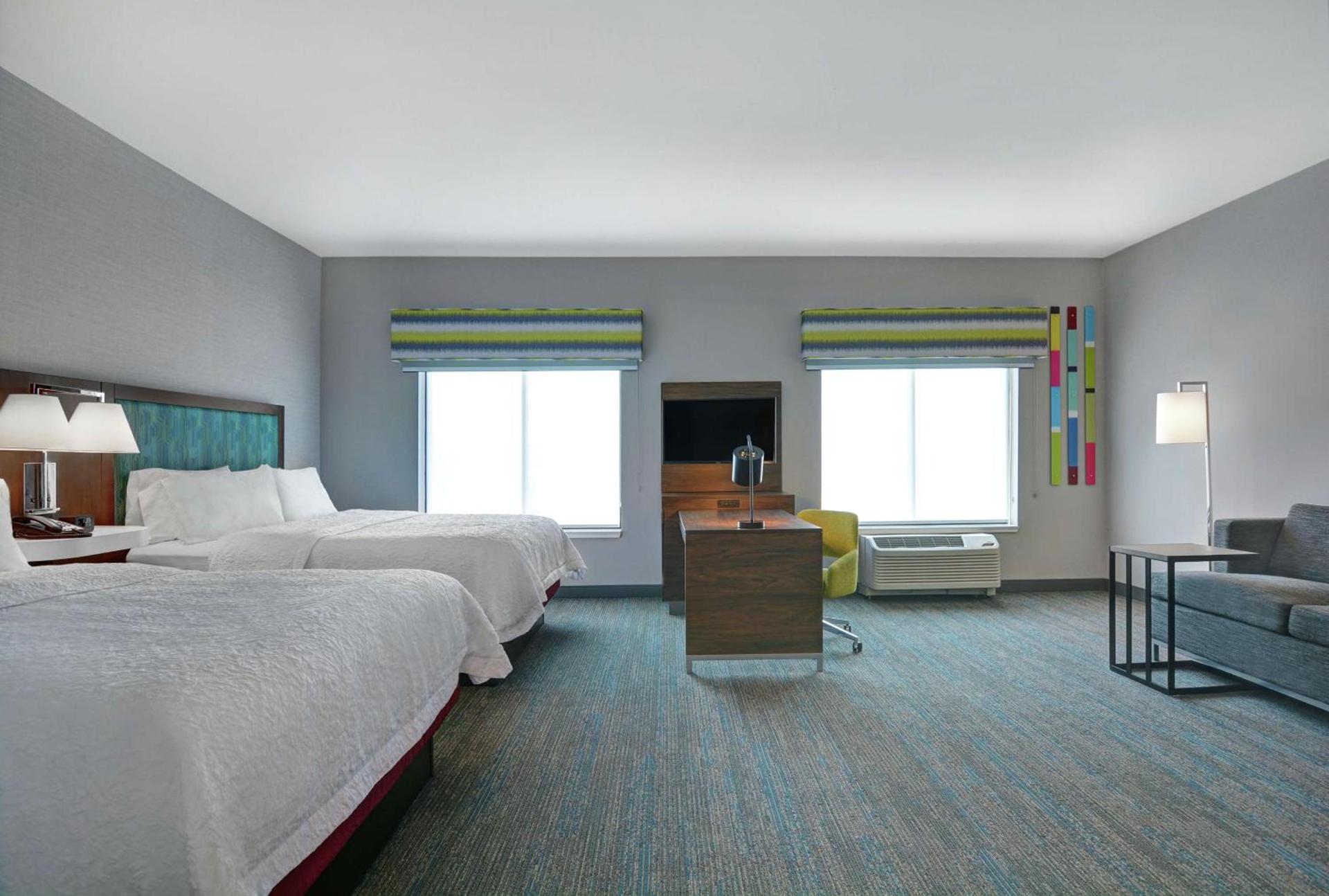 Hampton Inn & Suites Middleburg, Fl photo 31