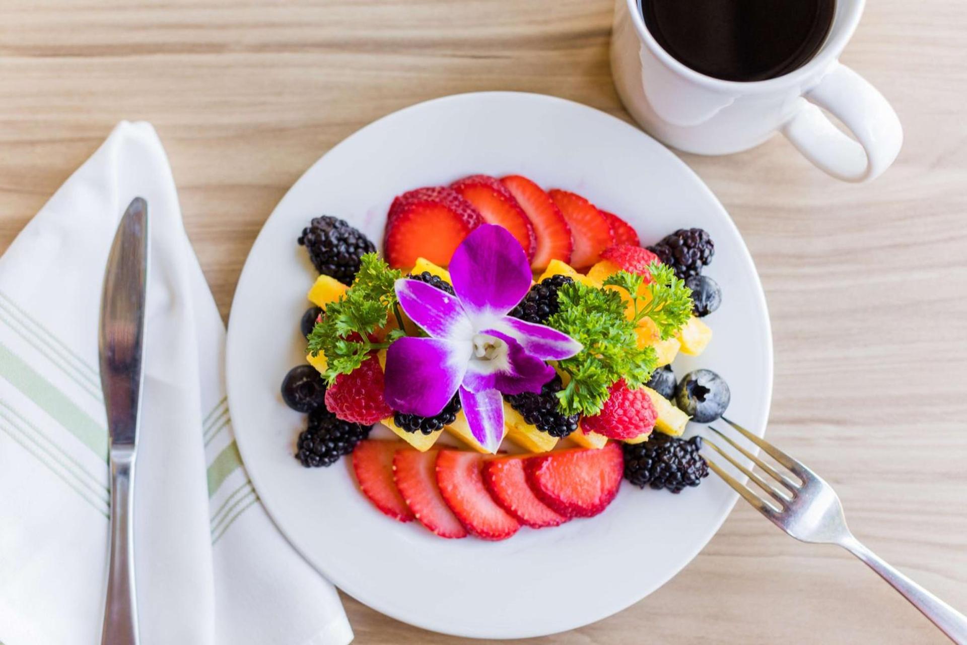 Embassy Suites By Hilton Oahu Kapolei - FREE Breakfast photo 24