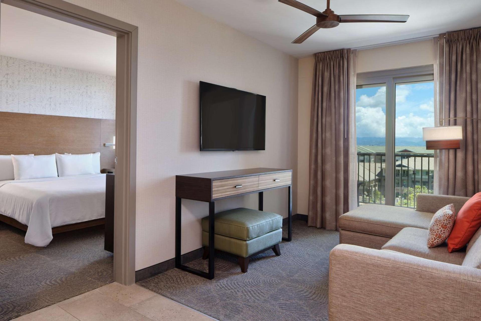 Embassy Suites By Hilton Oahu Kapolei - FREE Breakfast photo 6