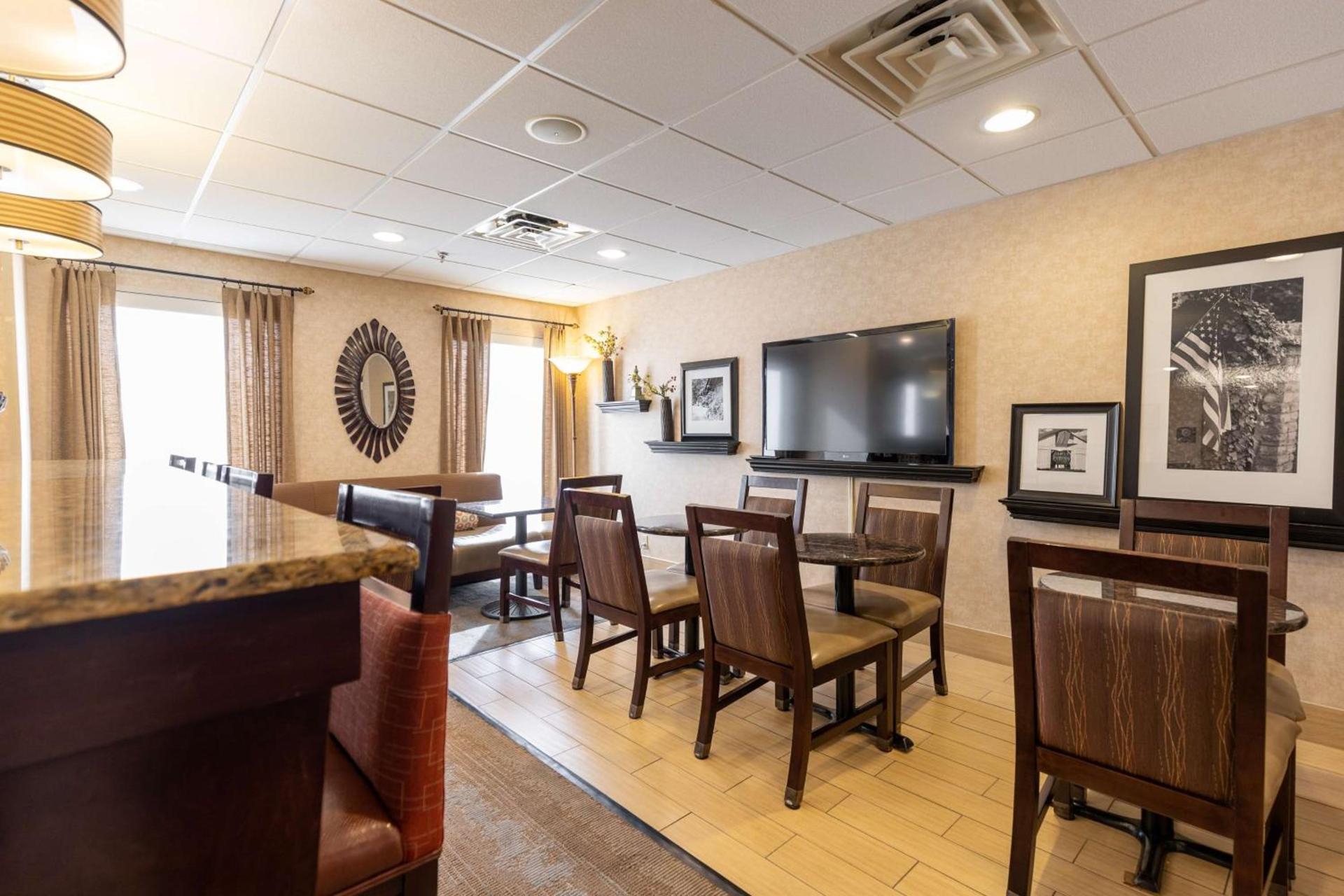 Hampton Inn by Hilton of Kuttawa Eddyville photo 7
