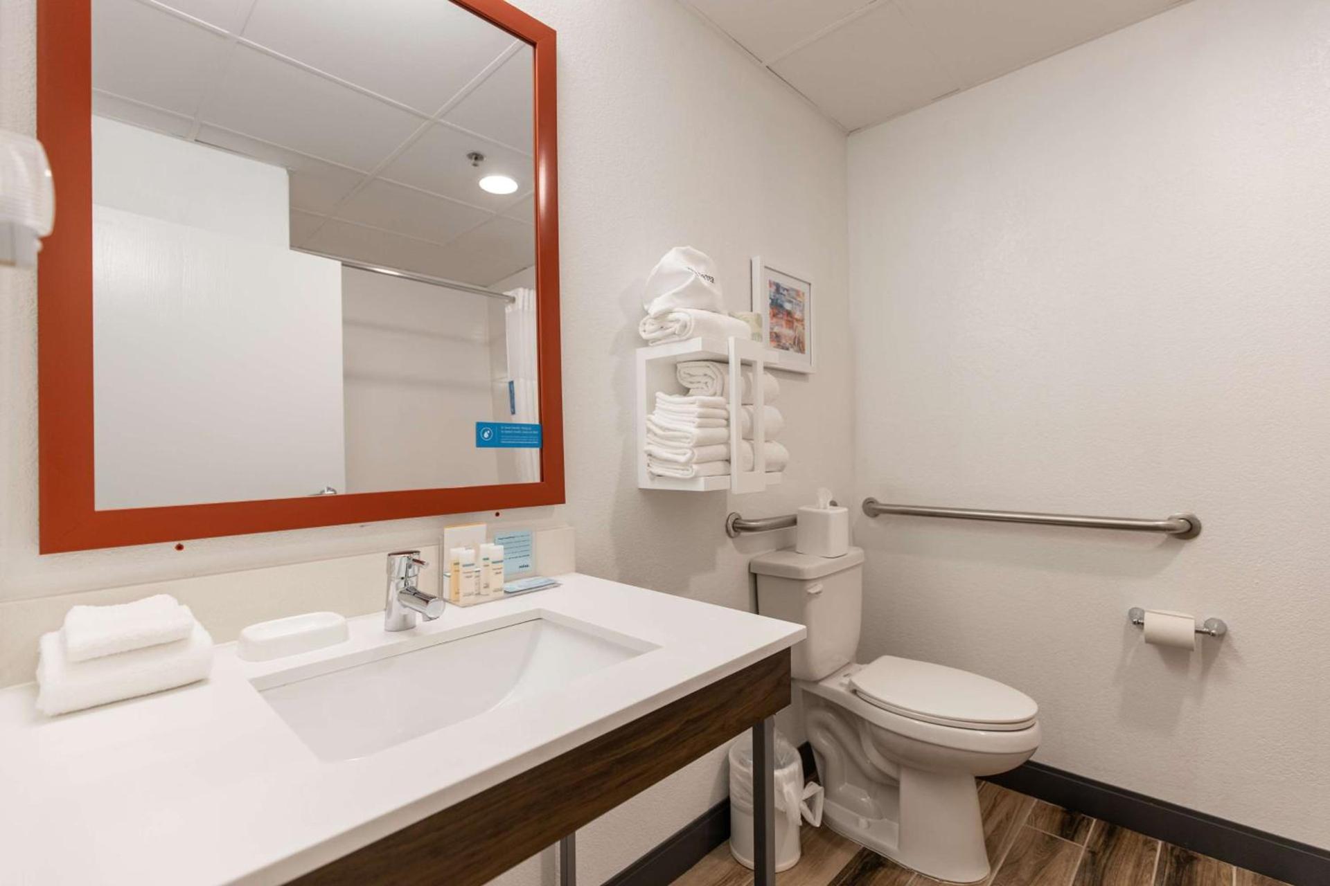 Hampton Inn by Hilton of Kuttawa Eddyville photo 32