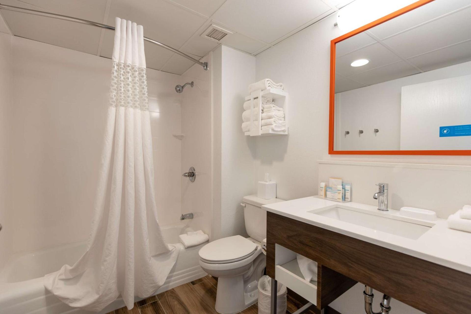 Hampton Inn by Hilton of Kuttawa Eddyville photo 38
