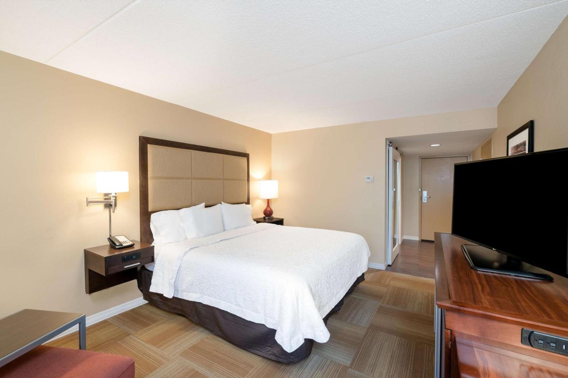 Hampton Inn Lafayette photo 18