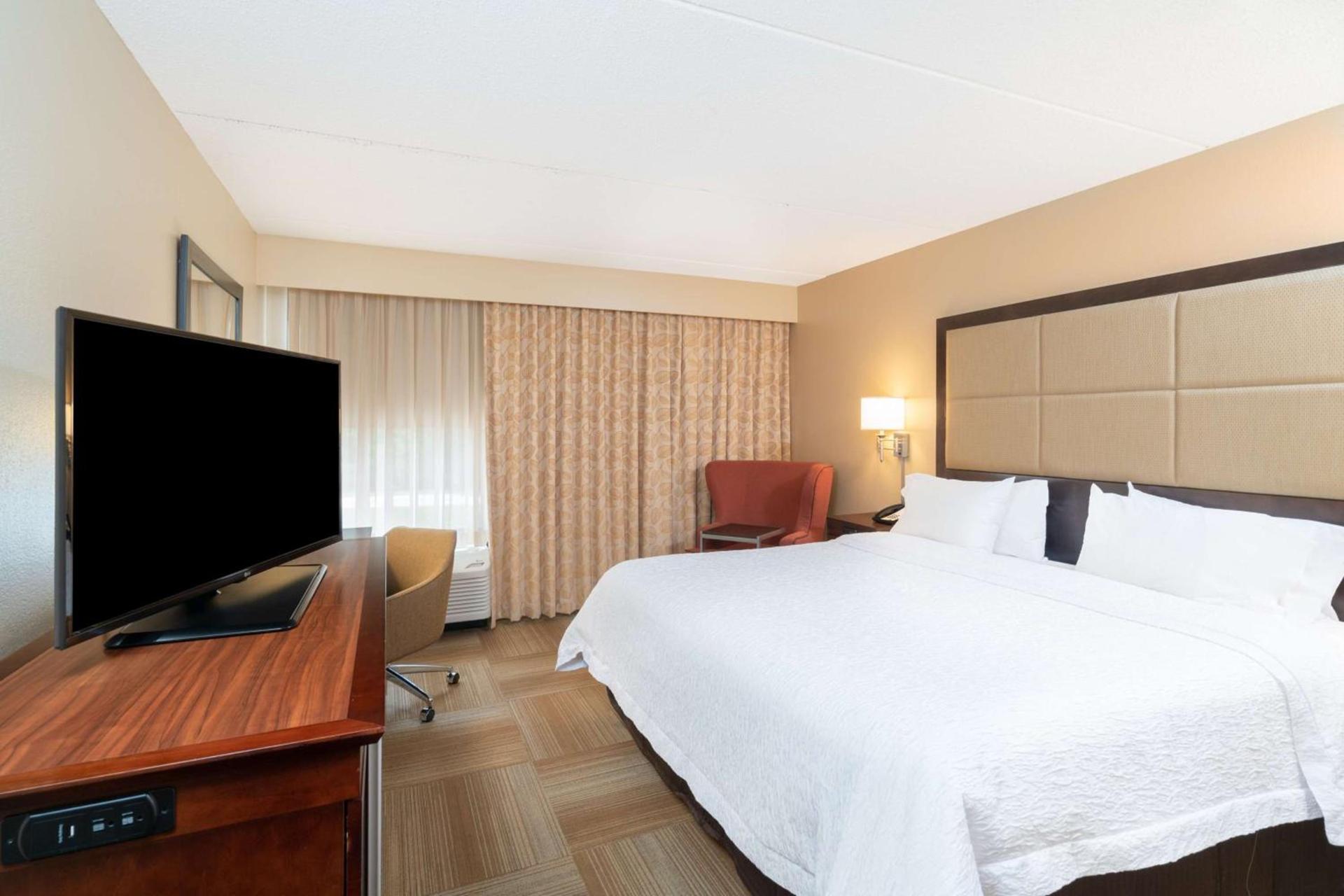 Hampton Inn Lafayette photo 21