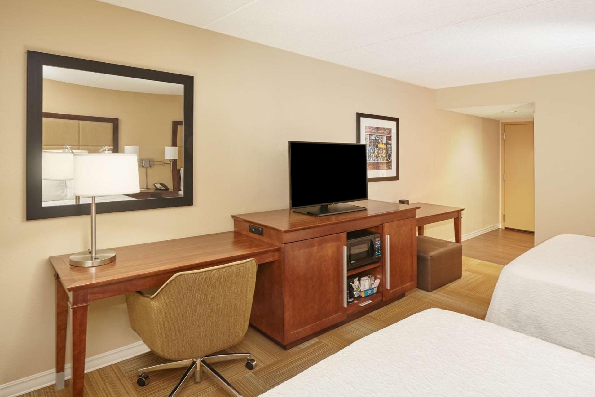 Hampton Inn Lafayette photo 33